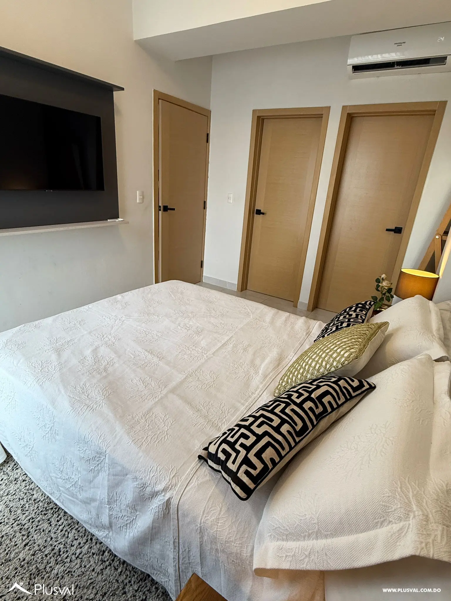 Apartamento en alquiler en Evaristo Morales 460049