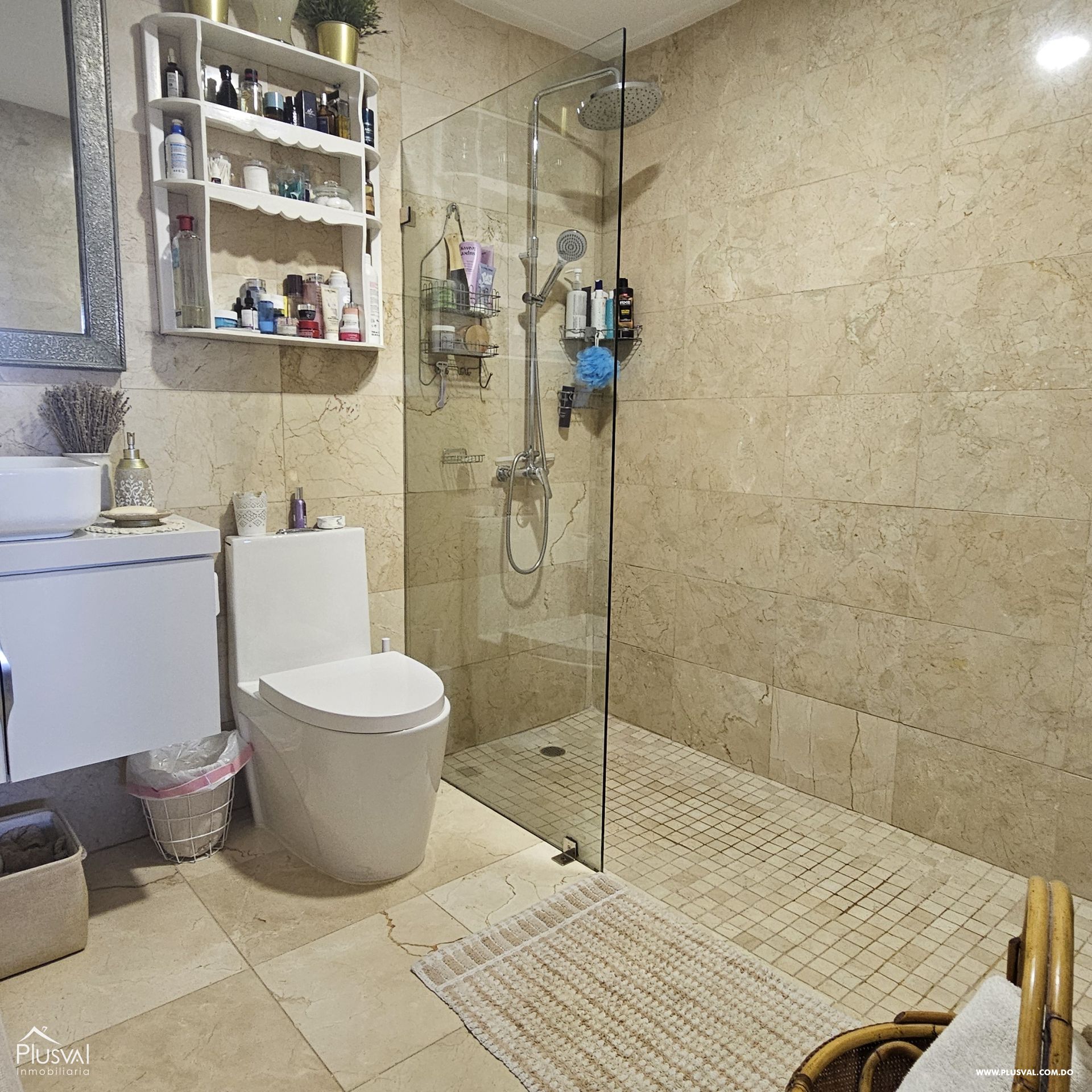 Apartamento de 3 habitaciones en Piantini 410403