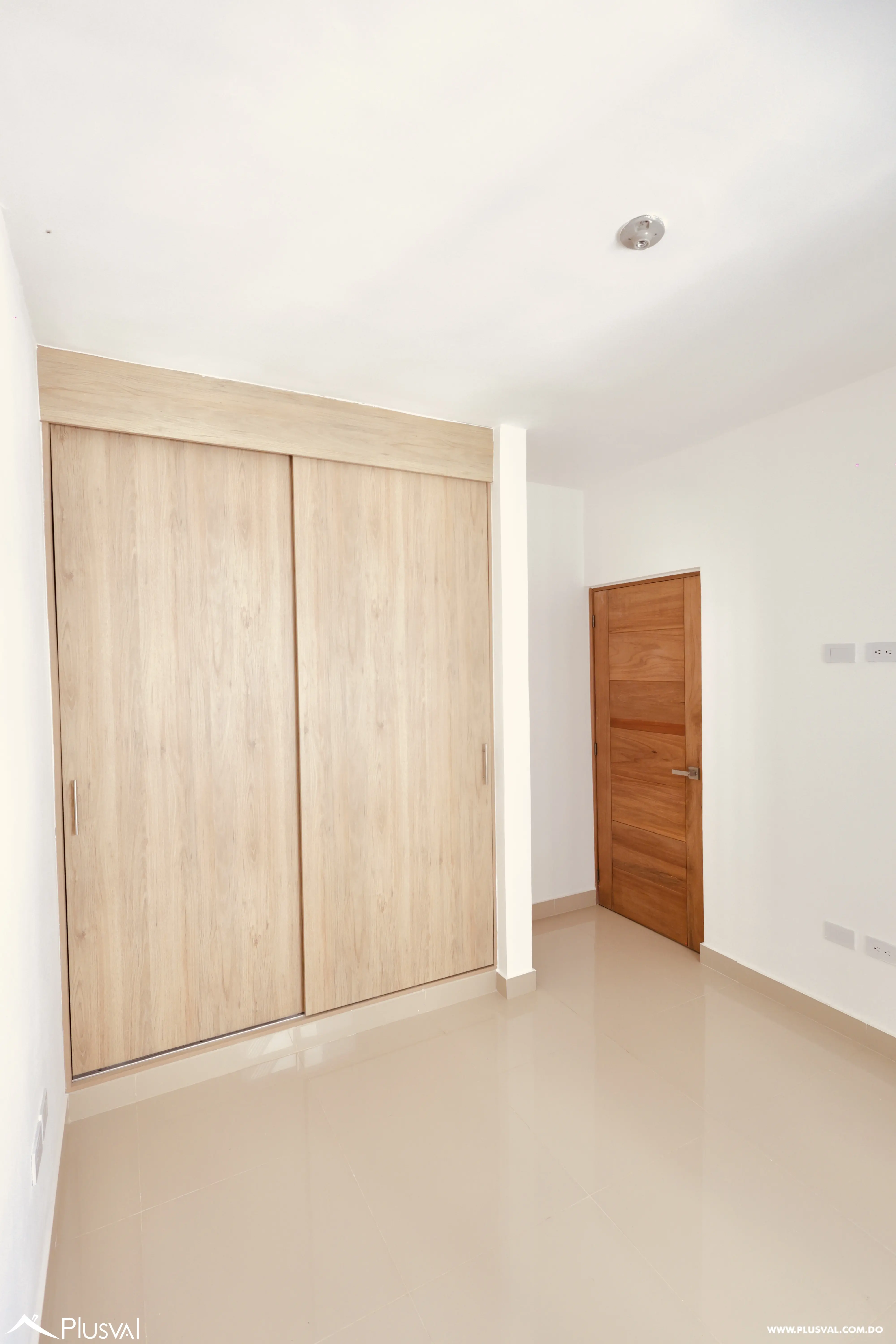 Descubre tu nuevo hogar en una exclusiva torre a pasos de la Av. Máximo Gómez. 471927