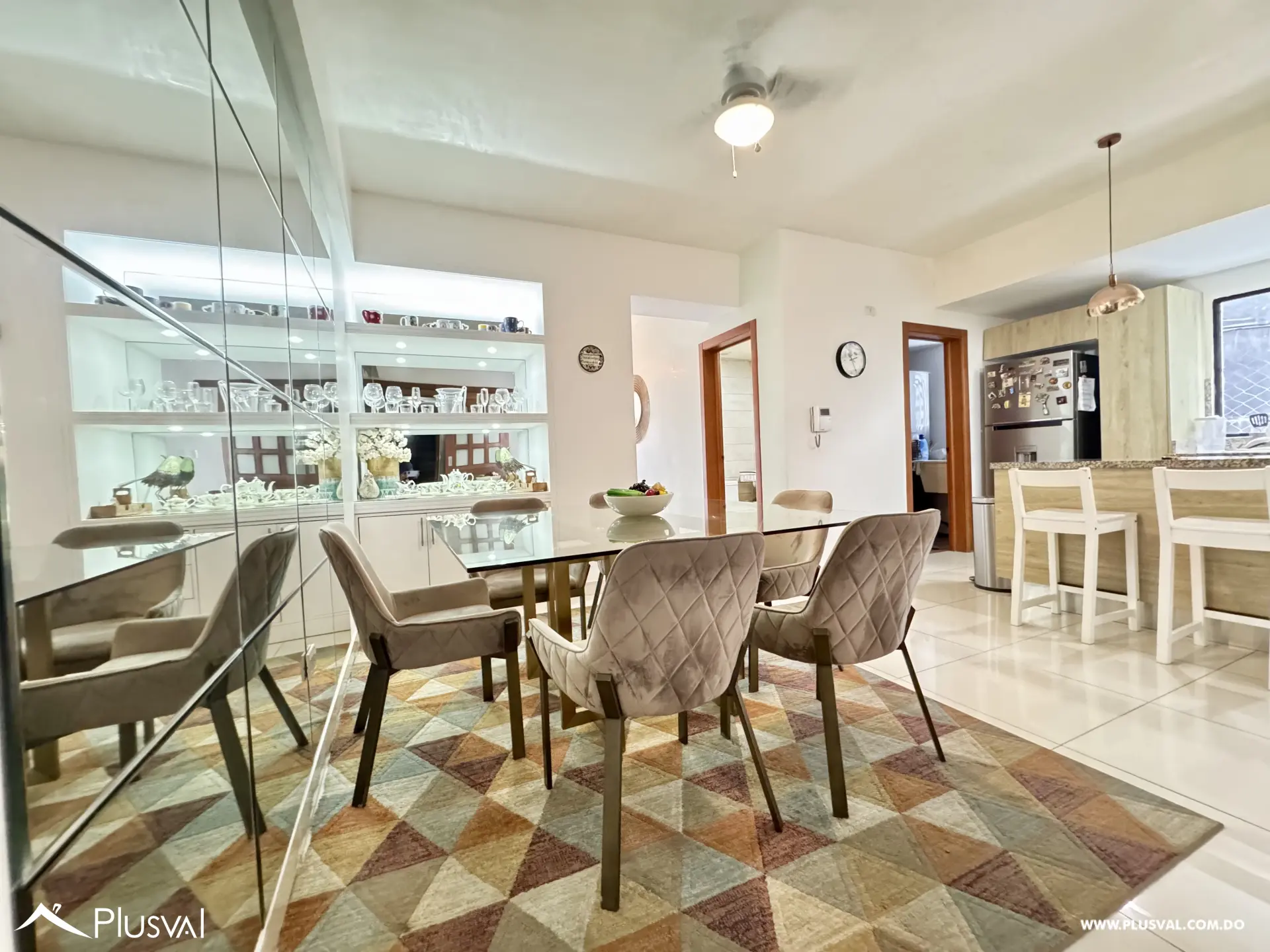 Alquilo Maravilloso Apartamento en el Corazón de Evaristo Morales 504180