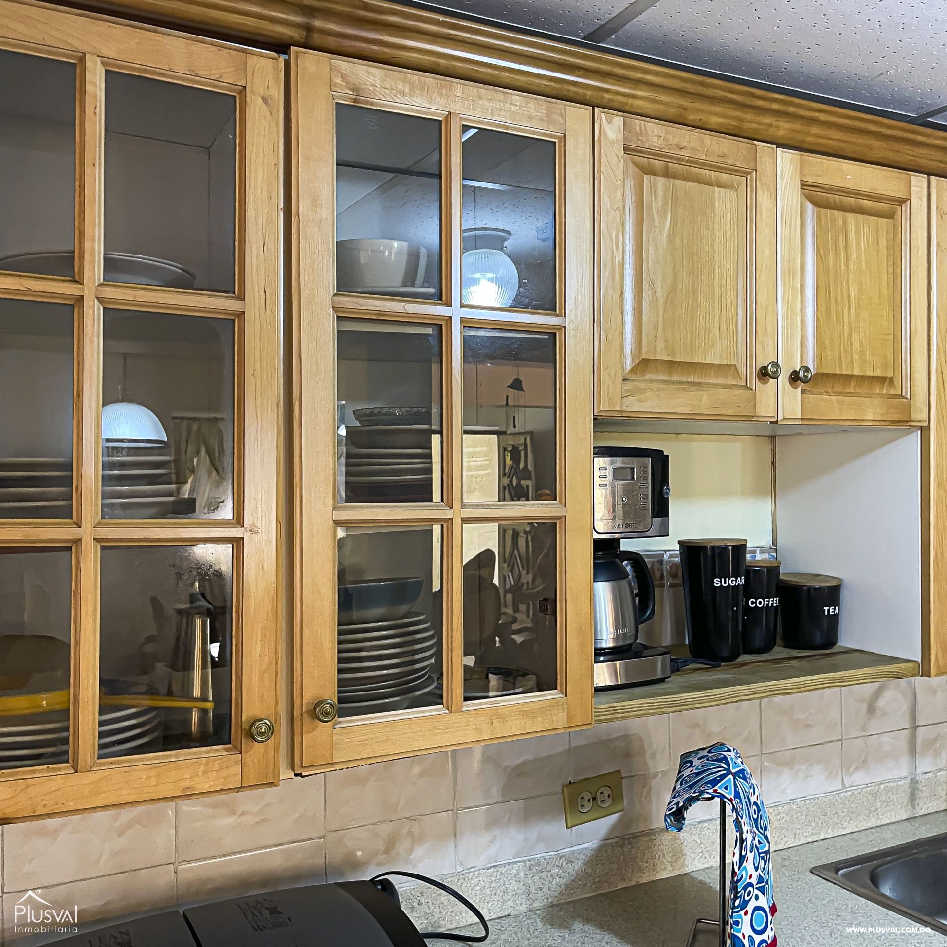 Edificio Residencial con 2 niveles 186456