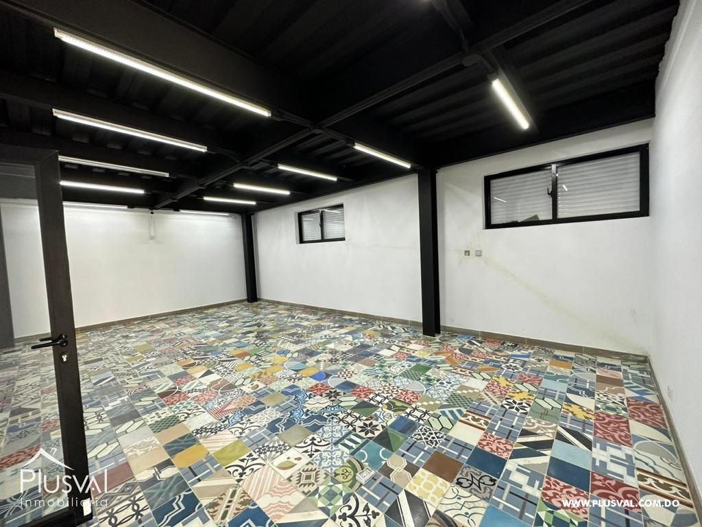 En Piantini , local en 2do piso en alquiler . Solo ofic administrativas 276008