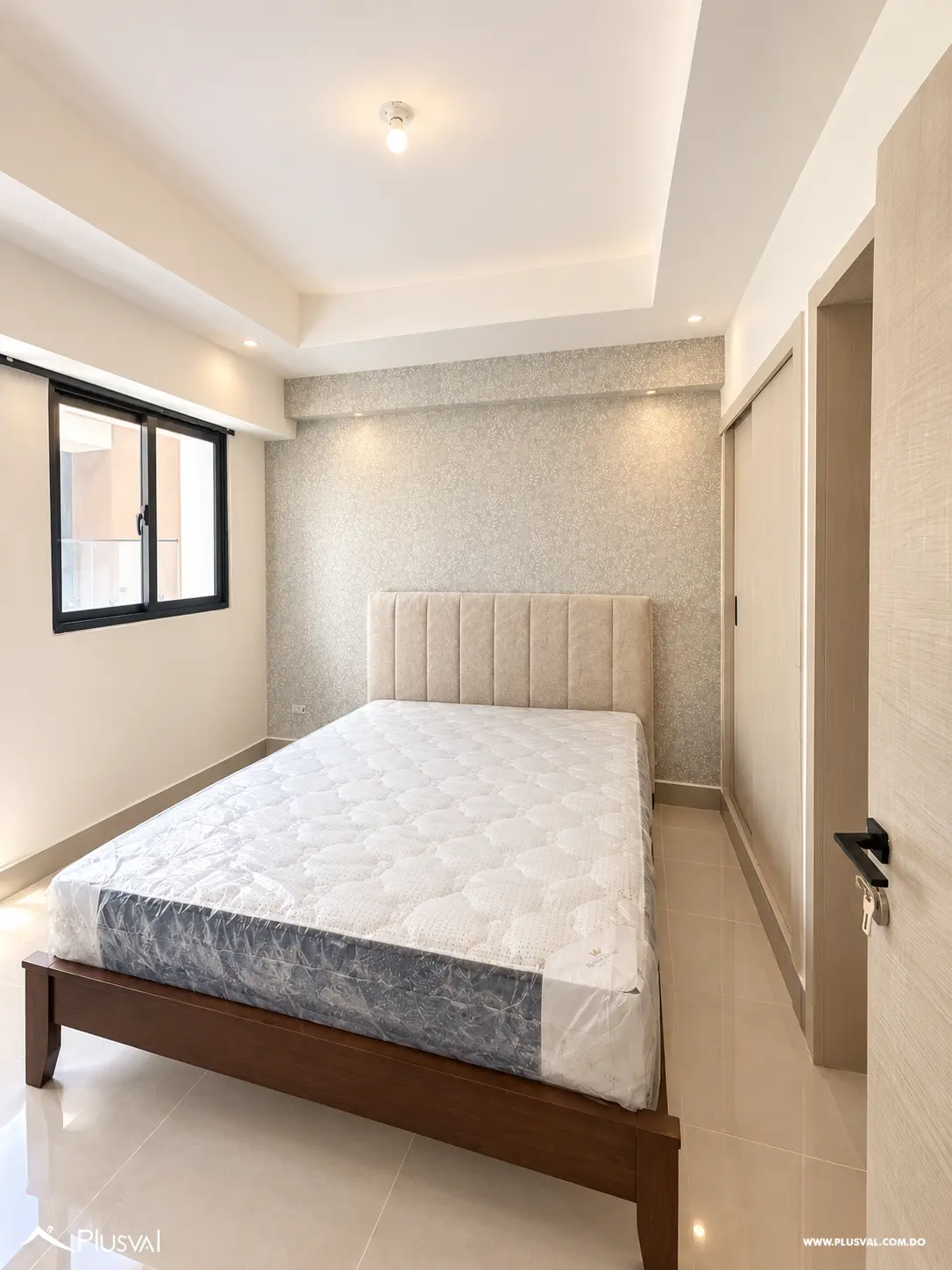 Apartamento en venta de 2 habitaciones en Evaristo Morales 531590