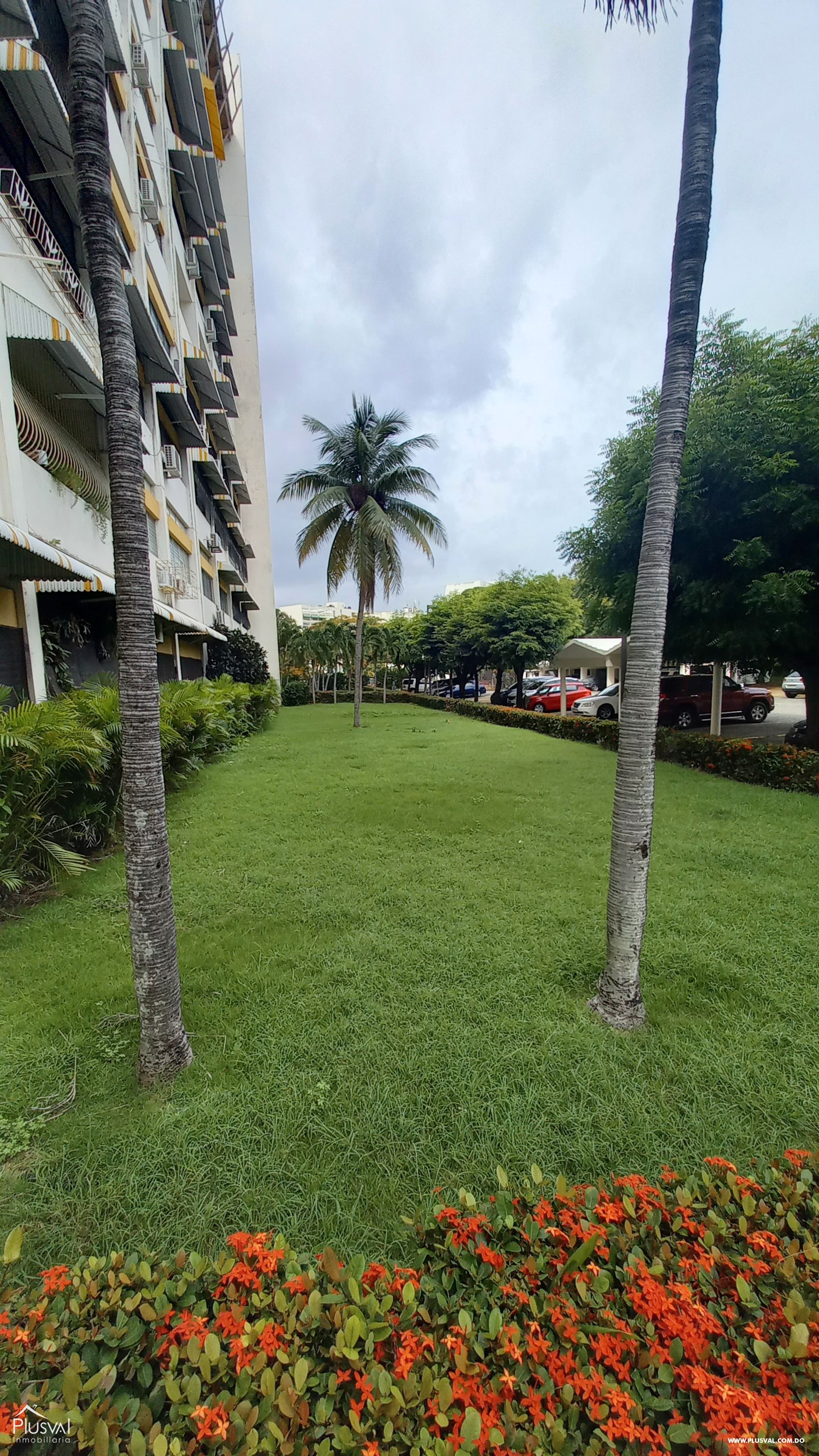 Apartamento de estilo clasico, en alquiler vacio en Condominio Bella Vista 292899