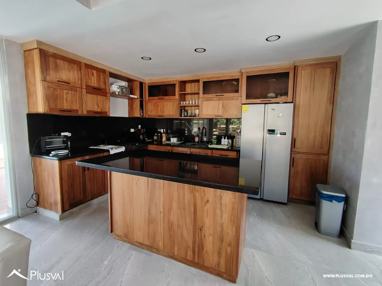 Villa en Jarabacoa, Moderna en Residencial Cerrado 463269