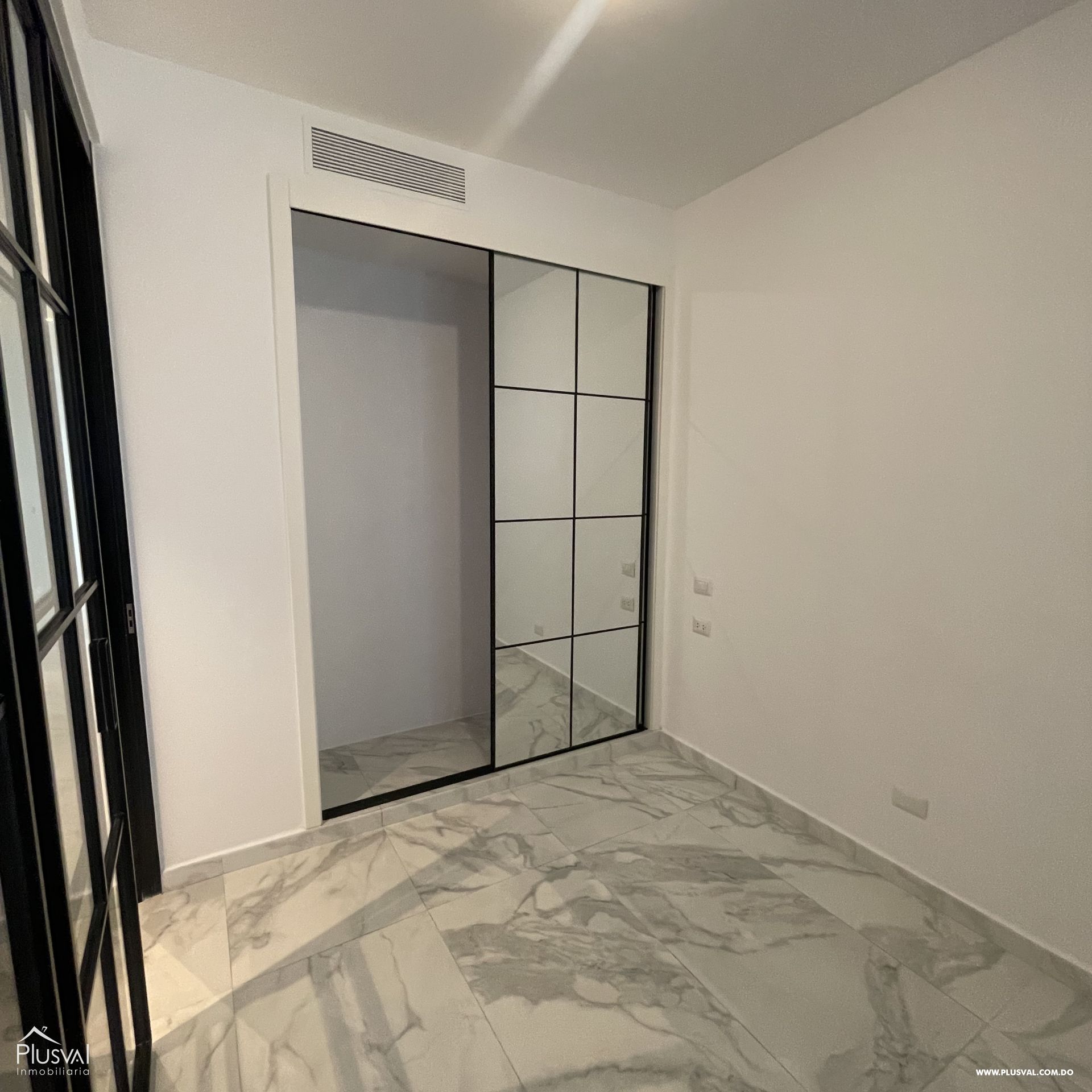 Apartamento en Venta en  el Exclusivo Paraíso de Cana Bay 456952