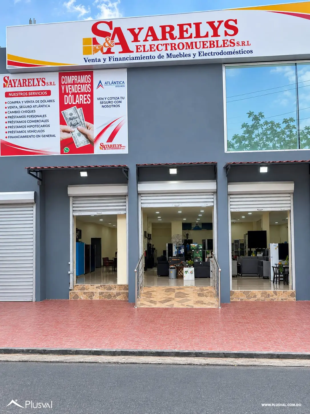 Local Comercial de Dos Niveles en Venta en Piedra Blanca 533084