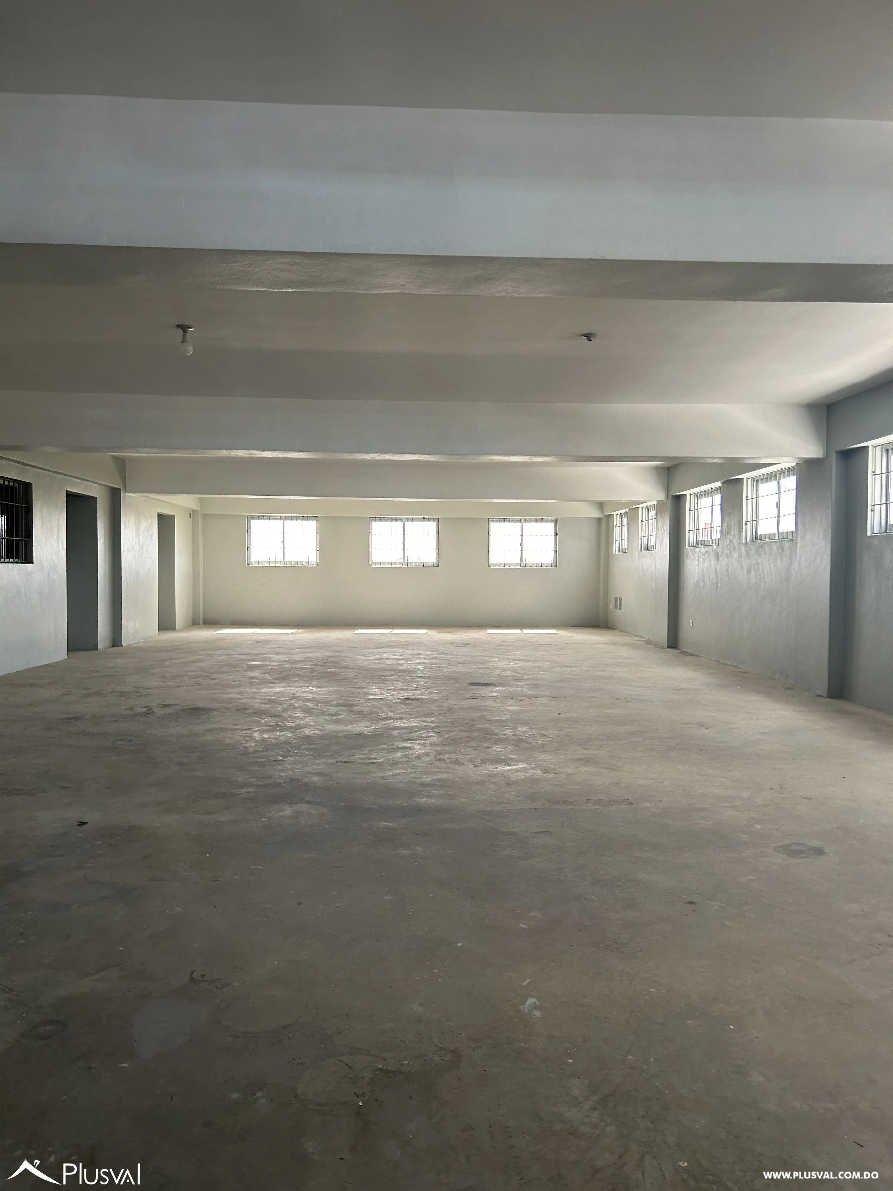 Excelente Edificio Comercial En Alquiler 460212