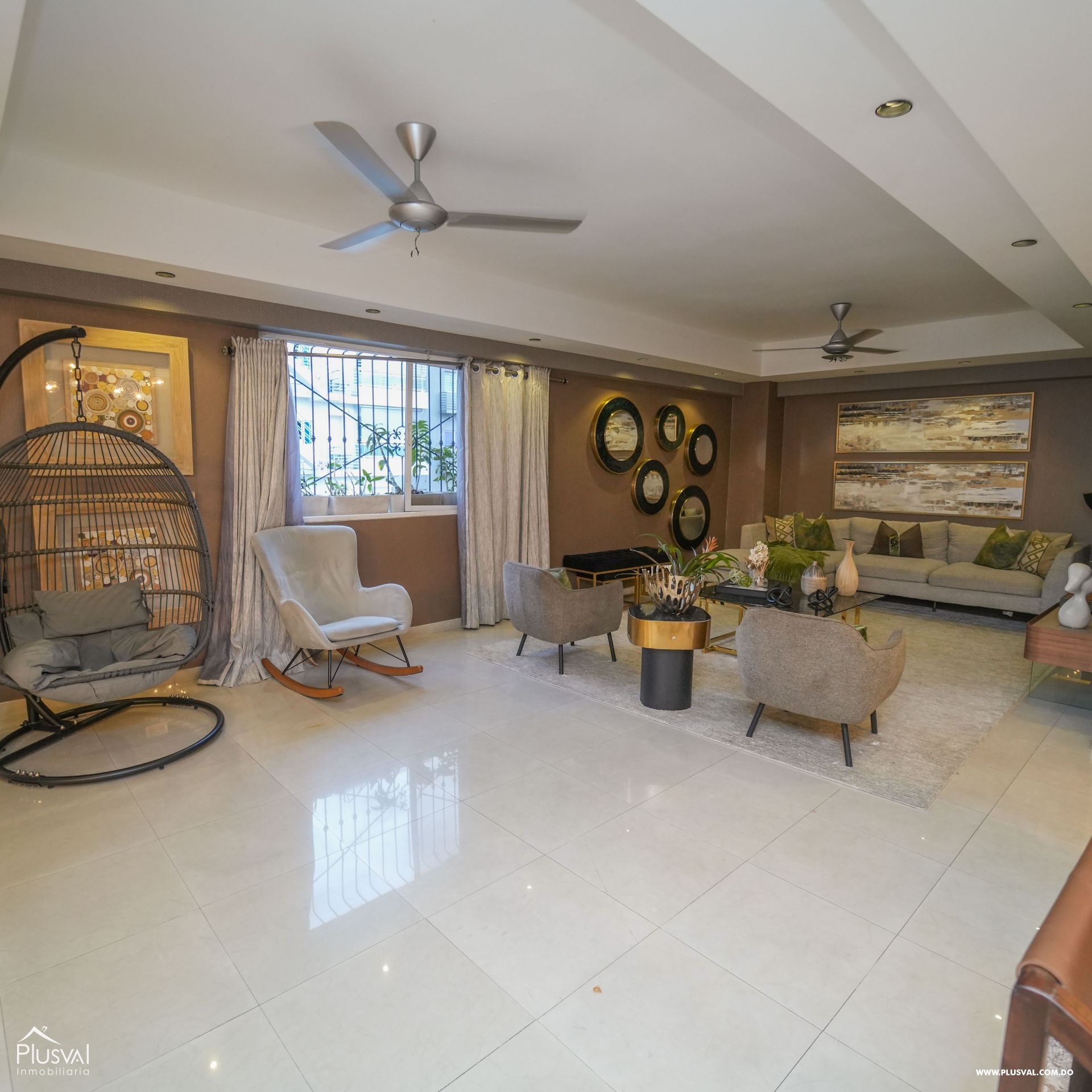 Hermoso penthouse en venta, Evaristo Morales 261176