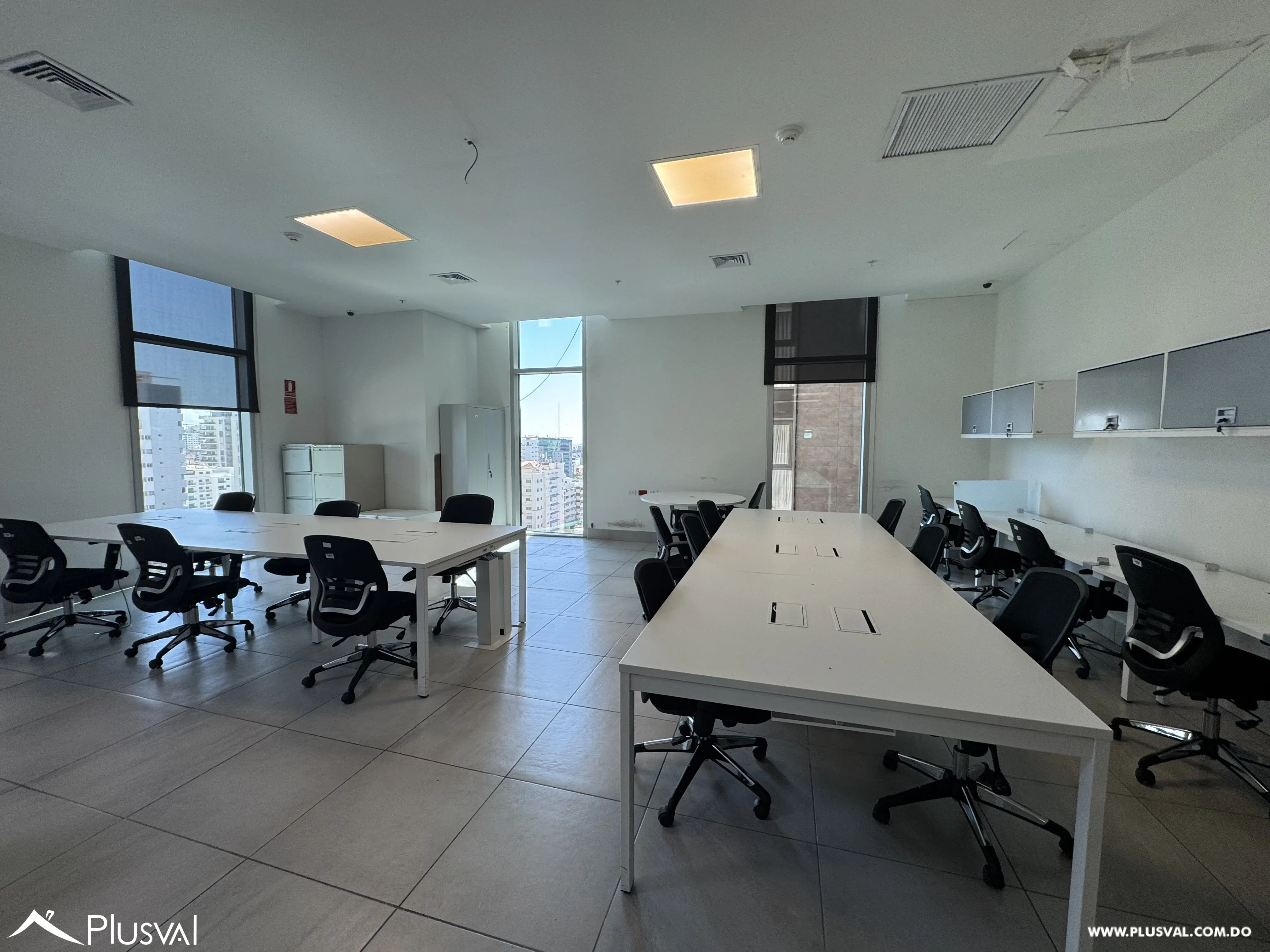 Local en alquiler en corporativo en Piantini 493221