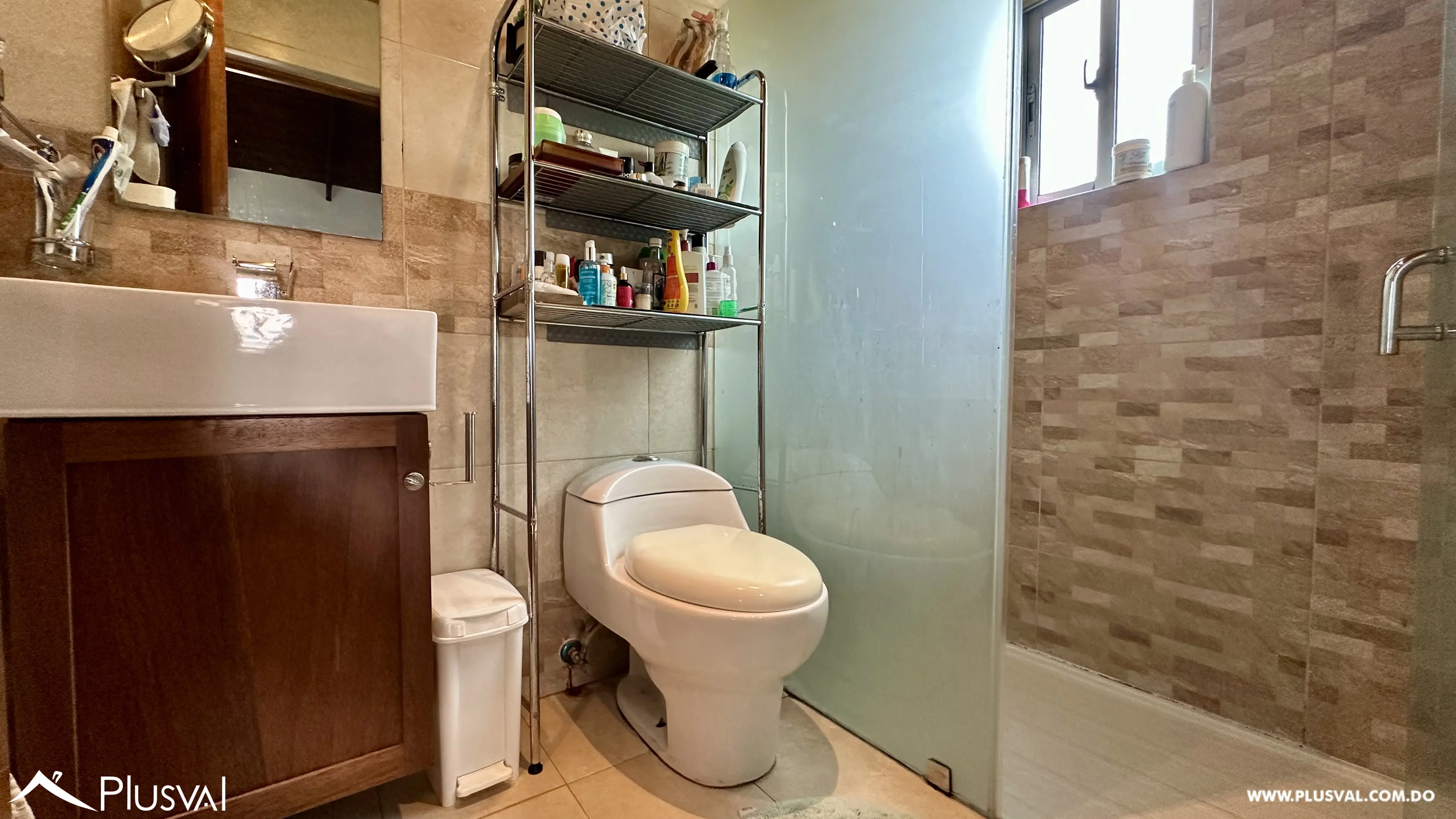Apartamento de dos niveles en venta en Gazcue 513890