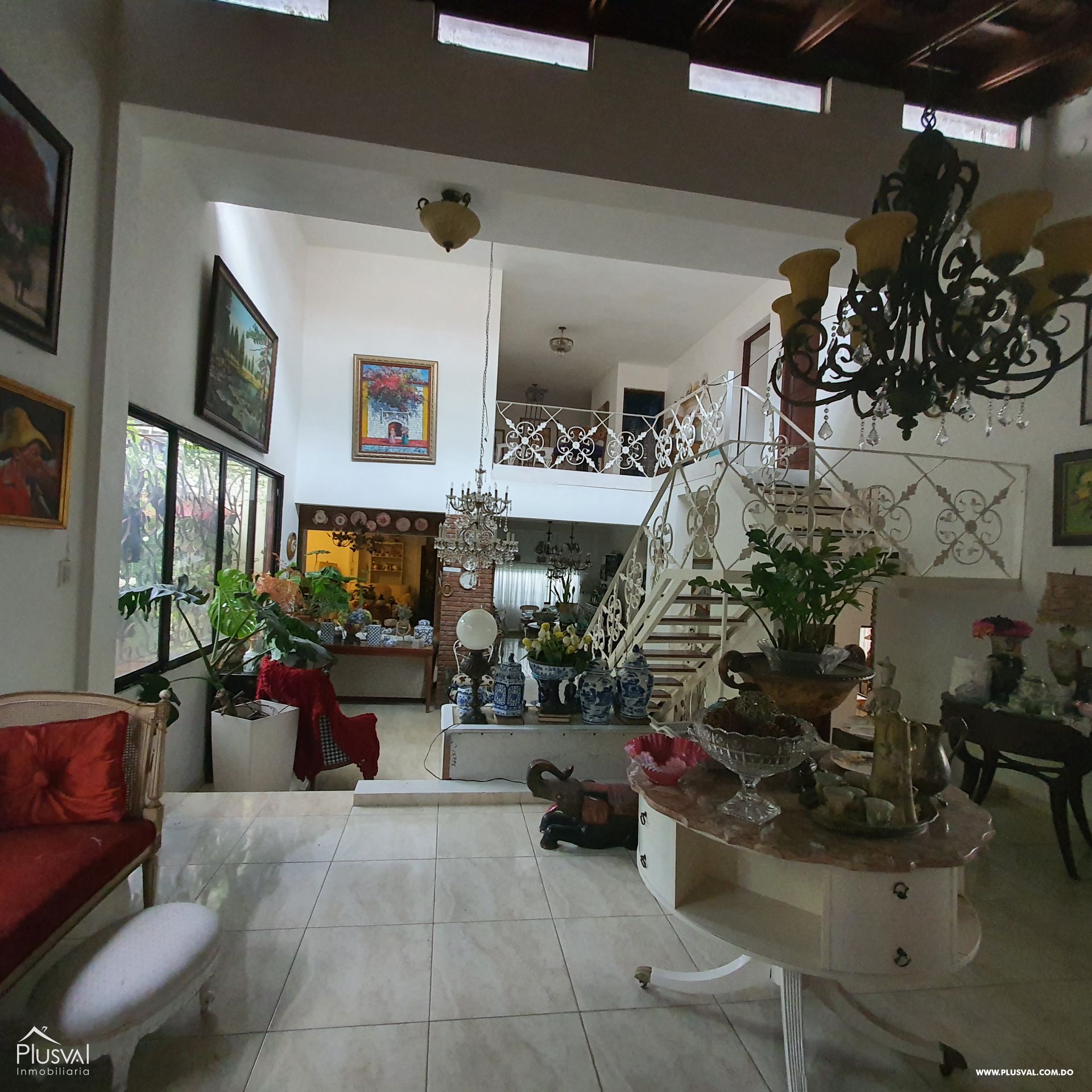 Amplia casa en venta para proyecto en Los Ríos 232624