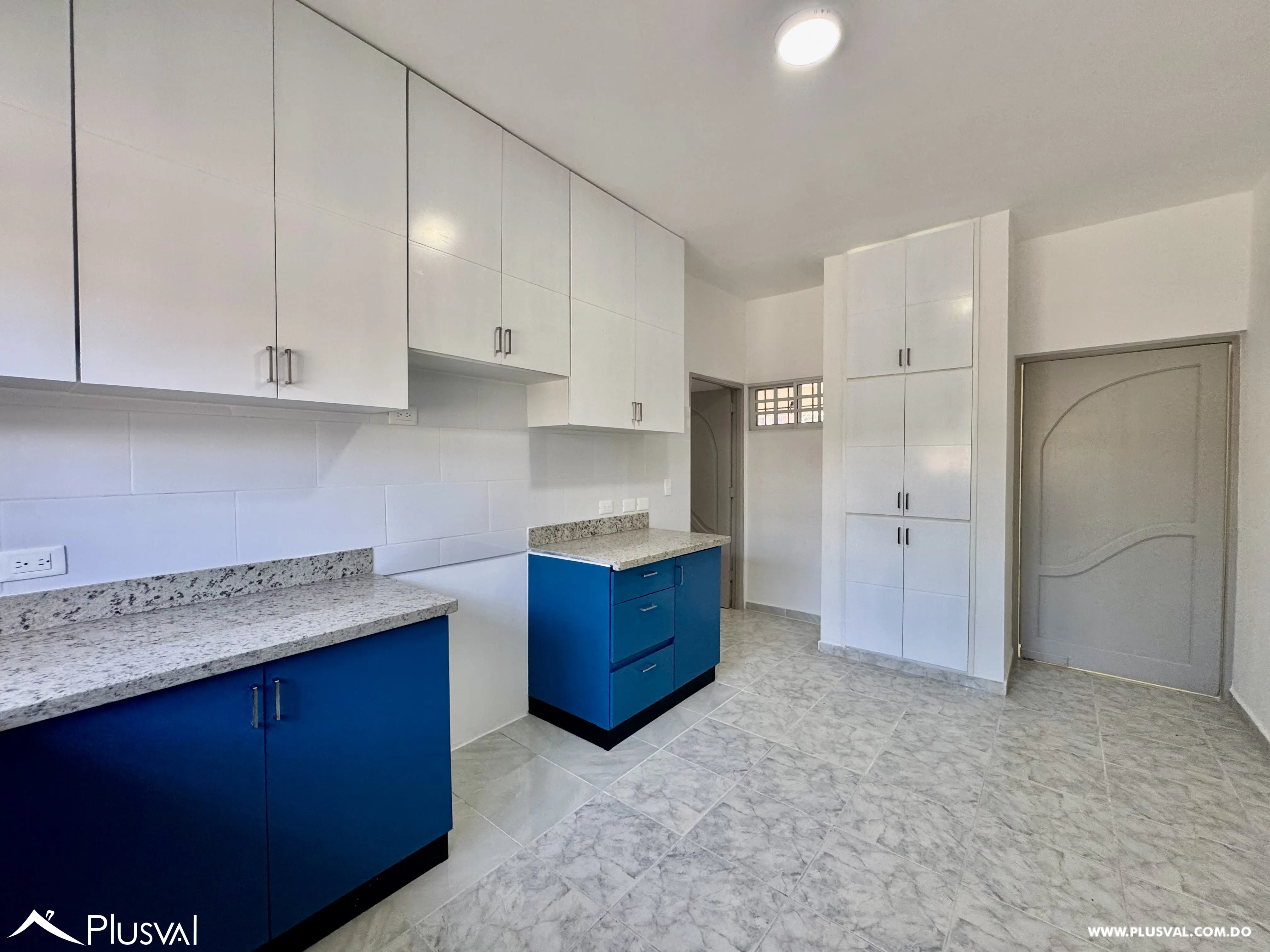 Alquilo Maravillosa Casa en Residencial Cerrado en Cuesta Hermosa II 486400