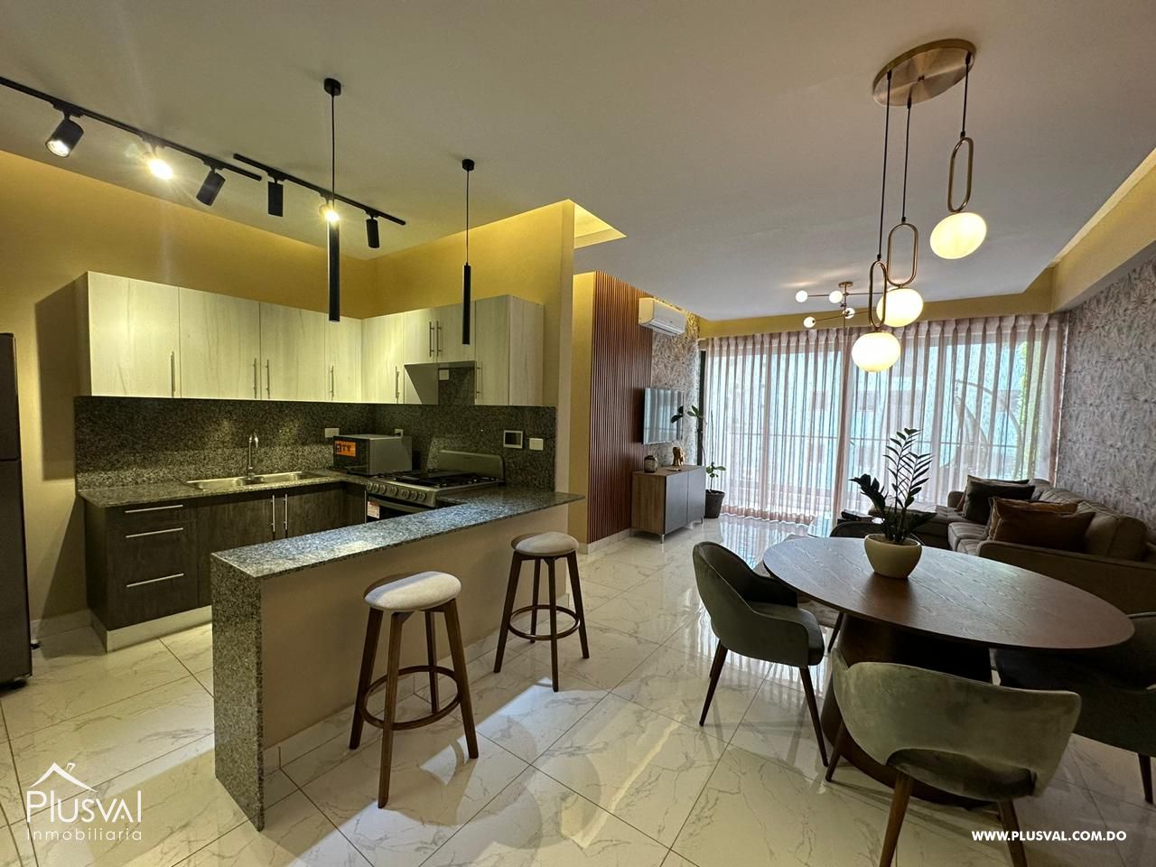 Apartamento de 2 habitaciones  en venta en Evaristo Morales 271968