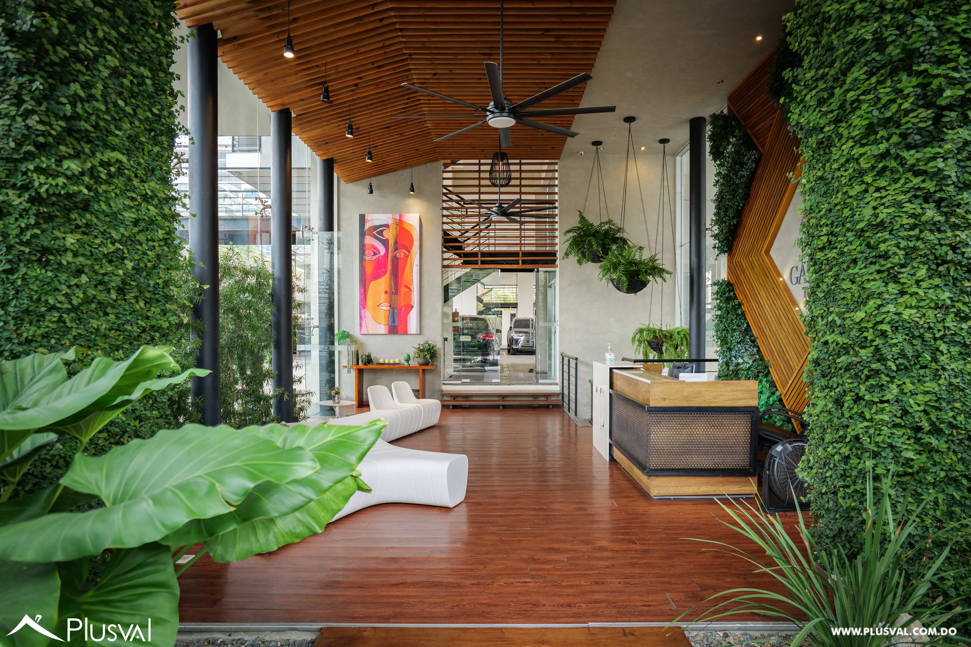 Bello apartamento en venta en Paraiso con  3 habitaciones + Estudio y Terraza 492970