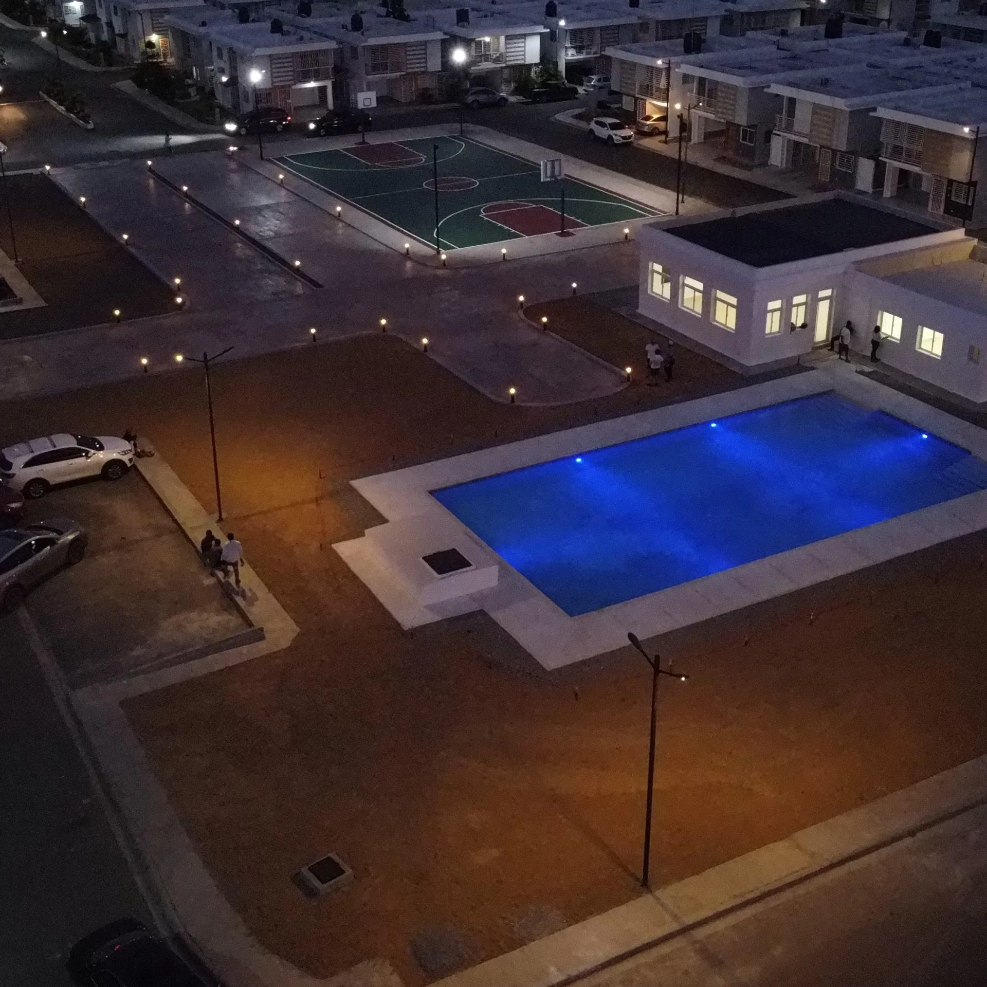 Apartamentos listos y en construcción 444479