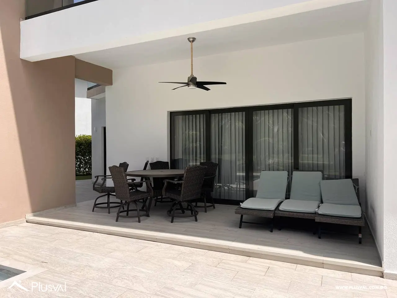 Casa en alquiler amueblada moderna de 4 habitaciones  en Cocotal Golf & Country Club 508047
