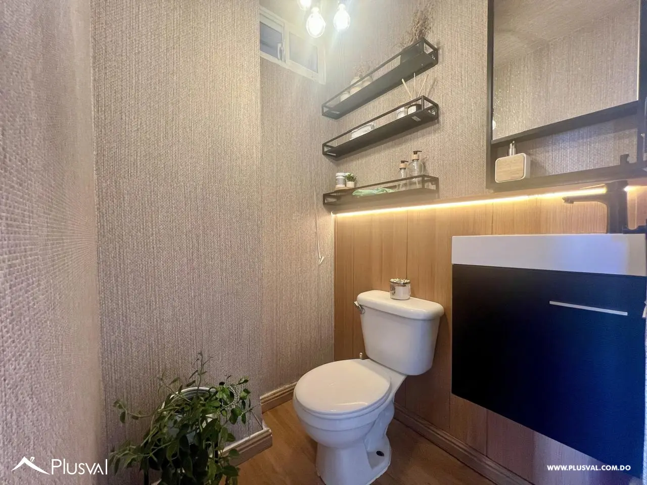 Casa dúplex en venta en Colinas del Viento con patio 529554