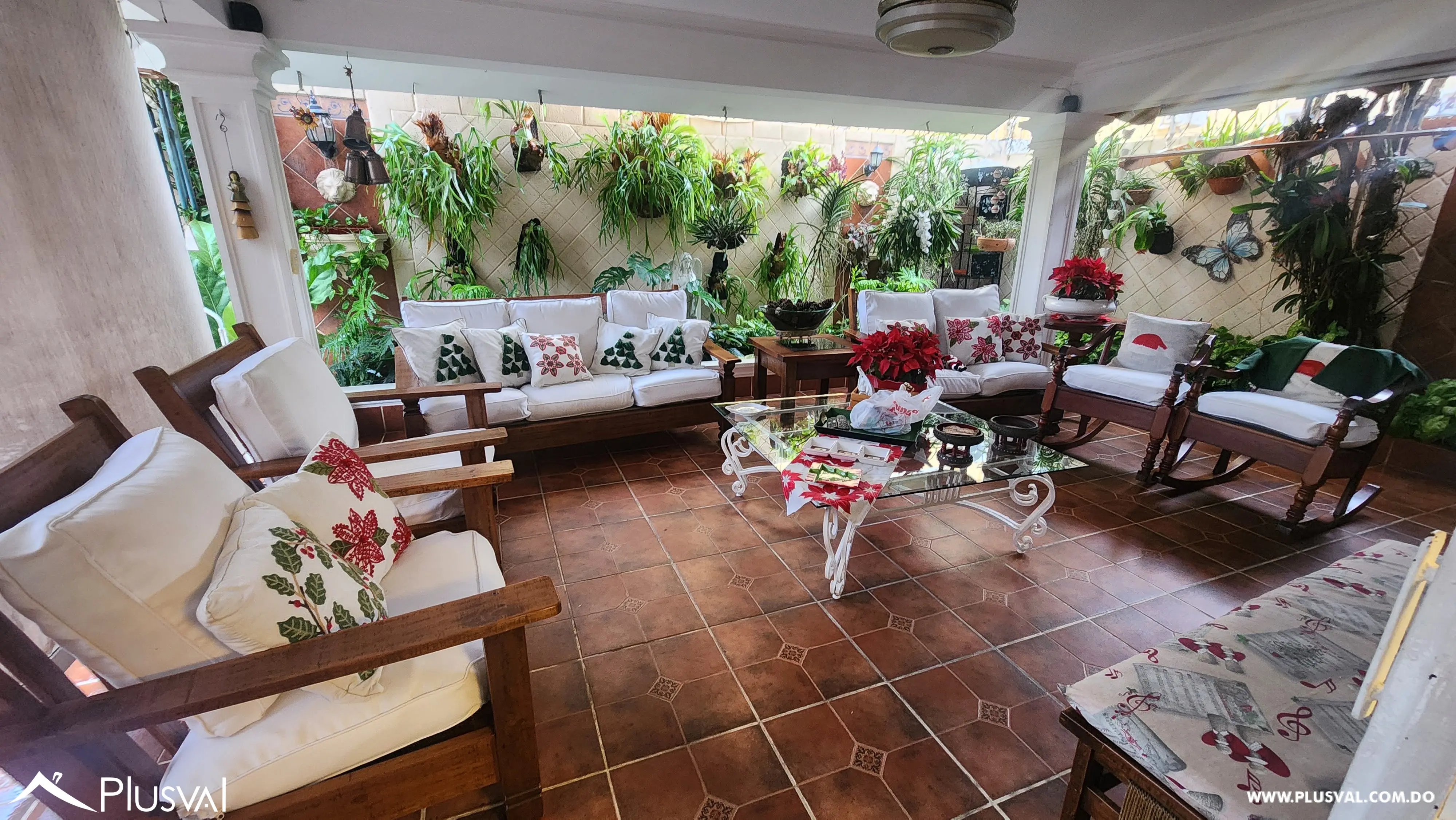 Se vende amplia casa en Los Restauradores 475457