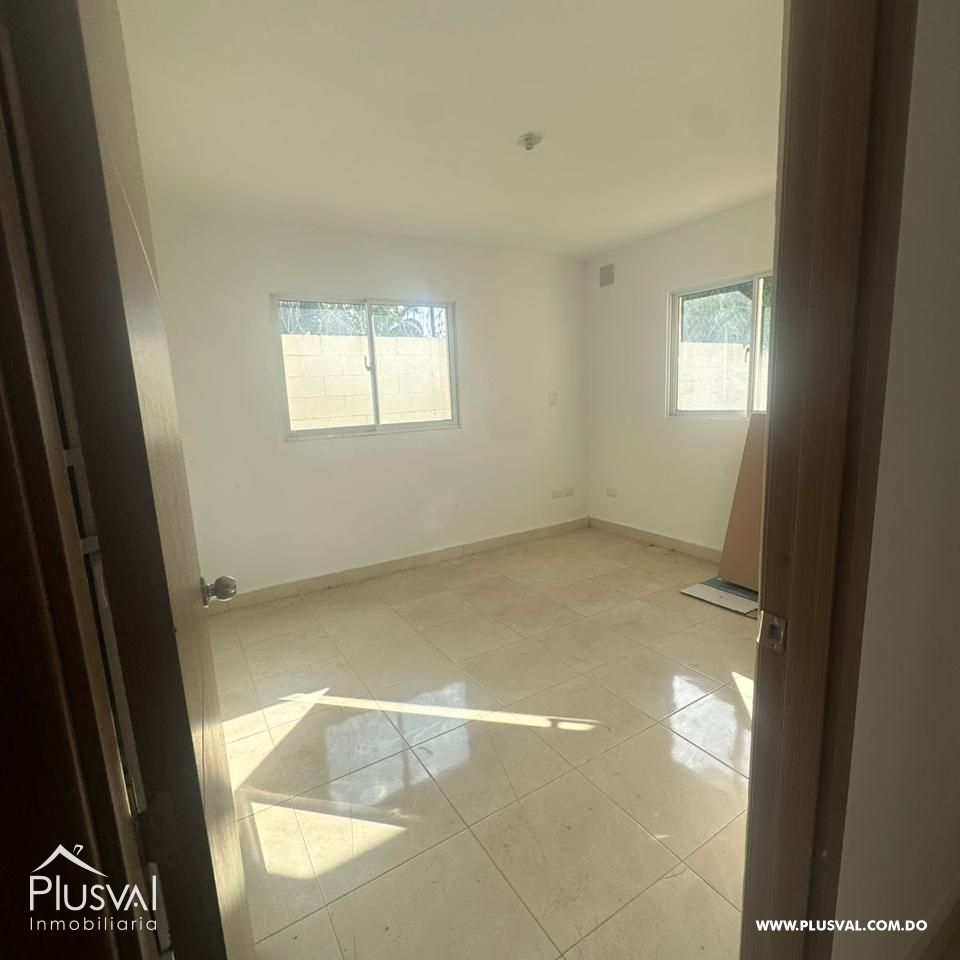 Apartamento en Renta con Piscina y Casa Club 437592