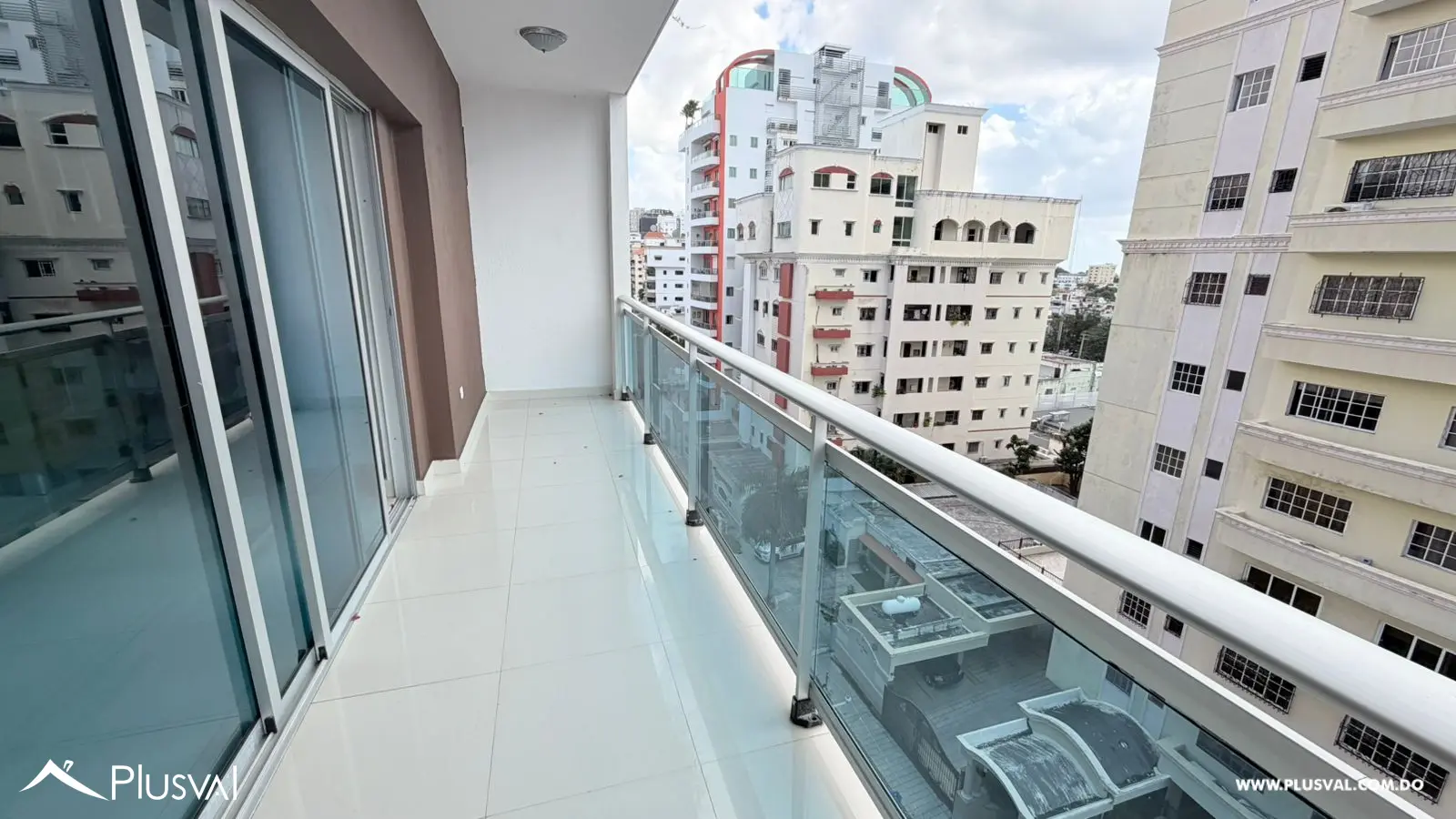 Espacioso apartamento en alquiler en Bella Vista 481882
