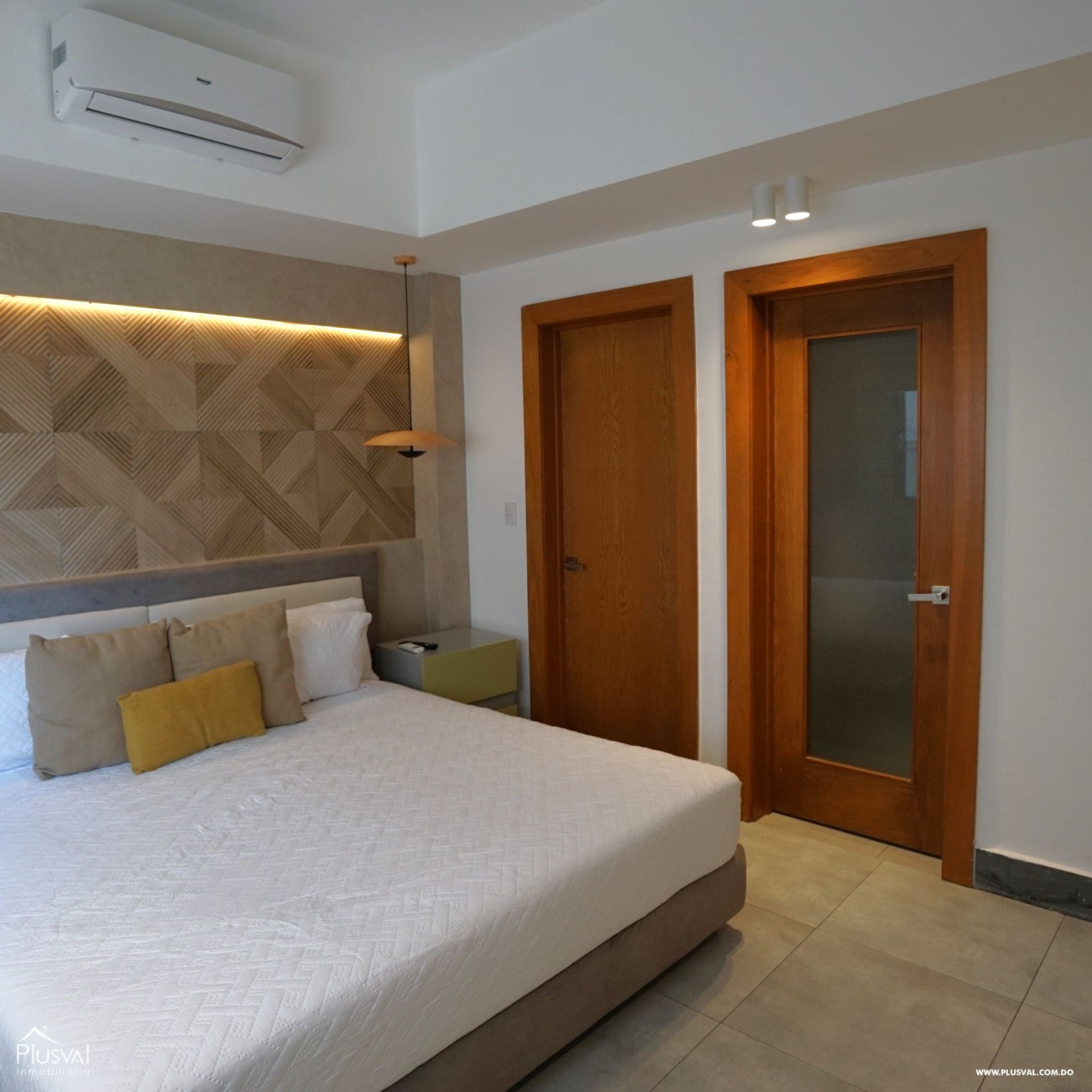 Apartamento en ALQUILER totalmente AMUEBLADO. 405825
