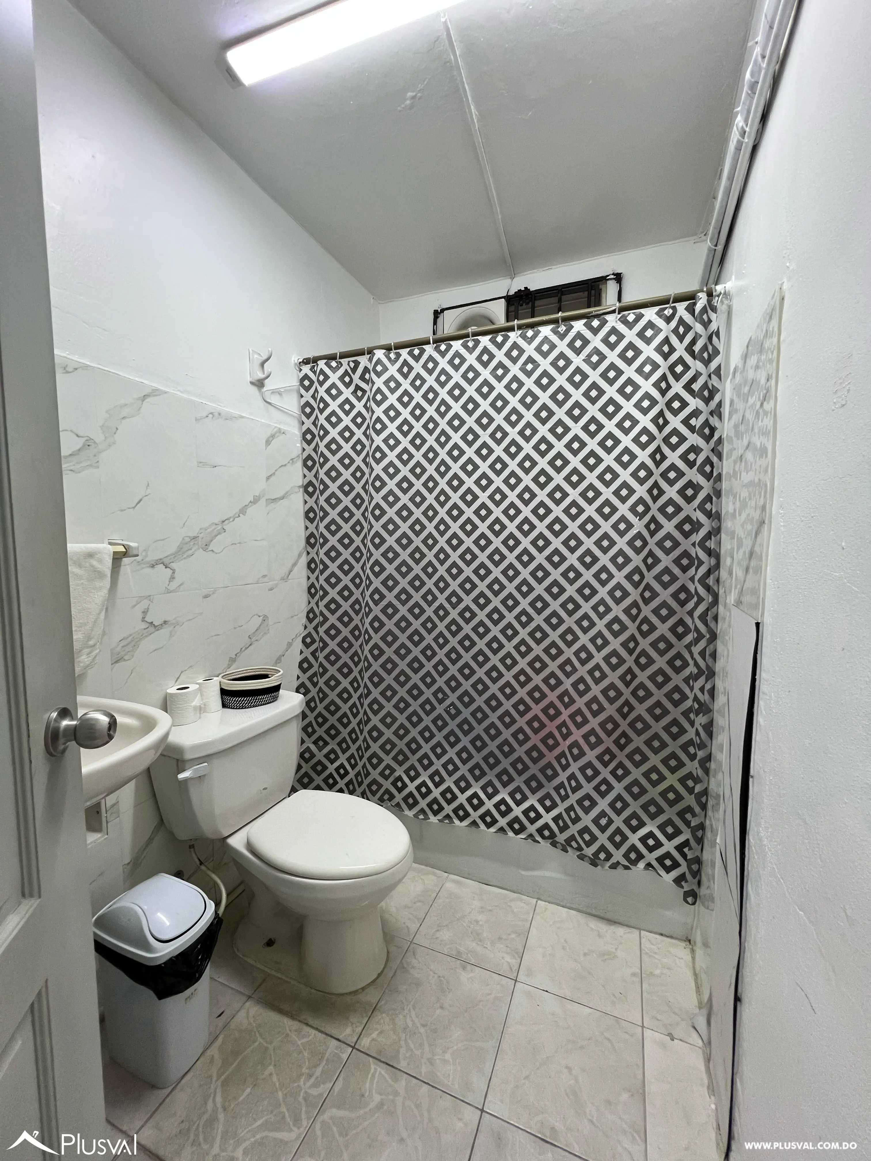 Alquilo Casa Comercial en Los Prados en Excelente Ubicación 454436