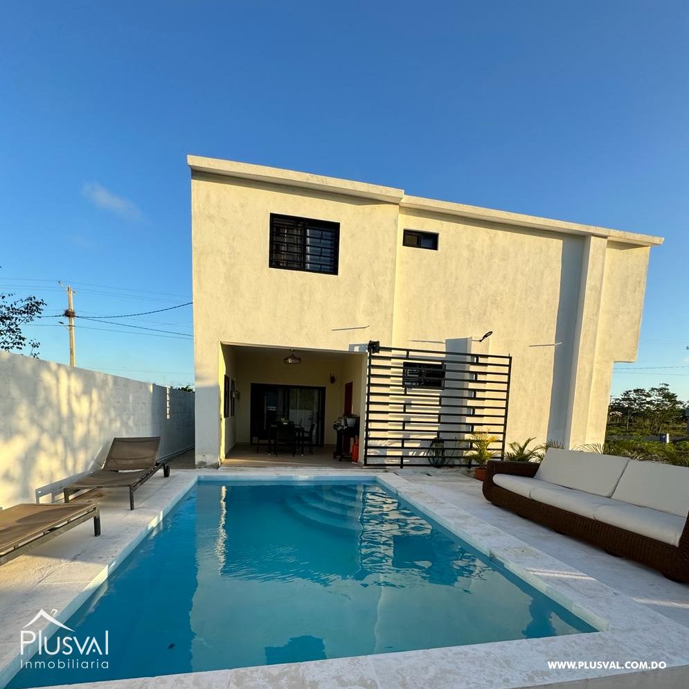 Casa de dos niveles en El Ejecutivo 357389