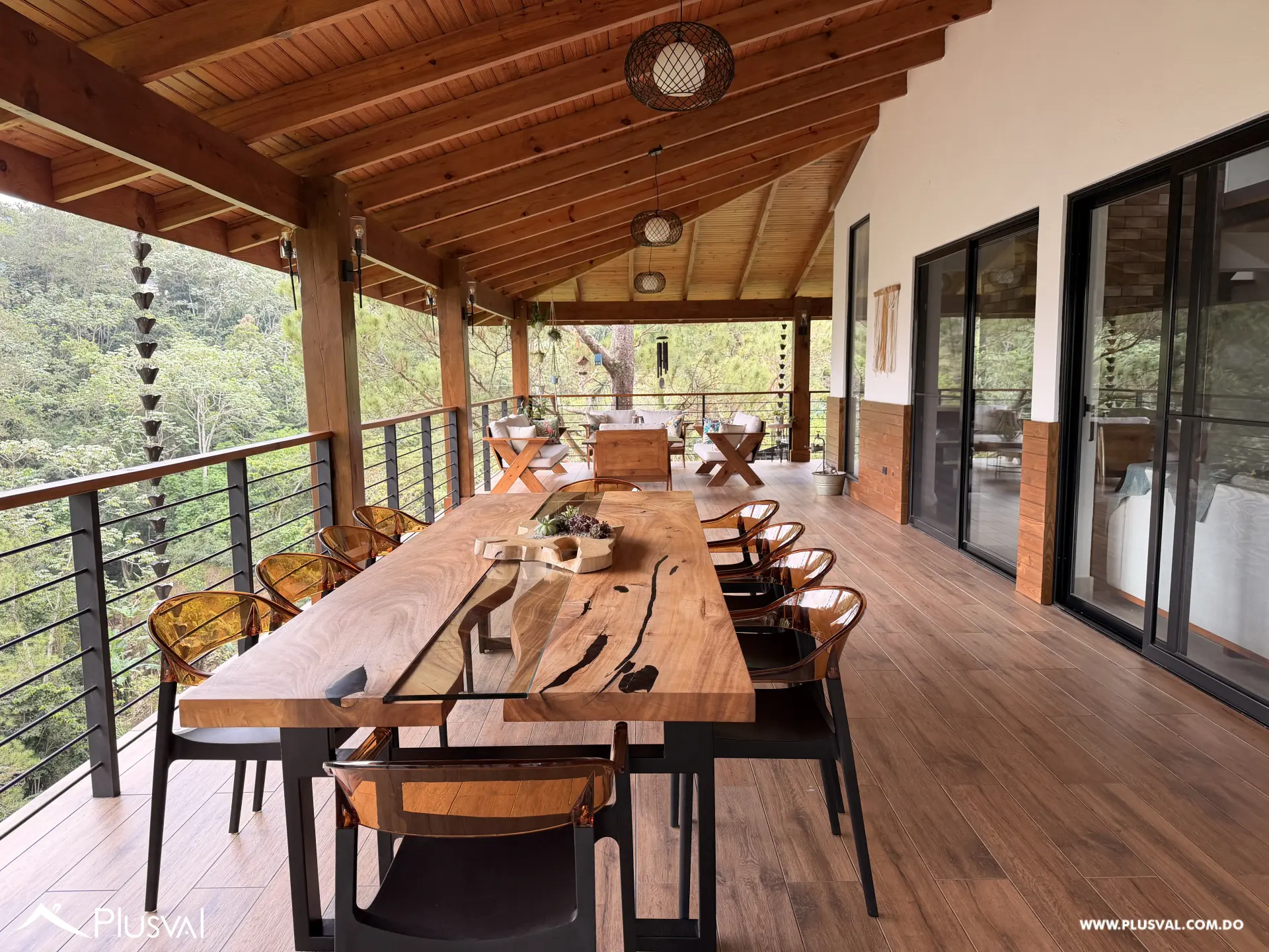 Impresionante Villa Vacacional con Gran Terreno en Jarabacoa 492331