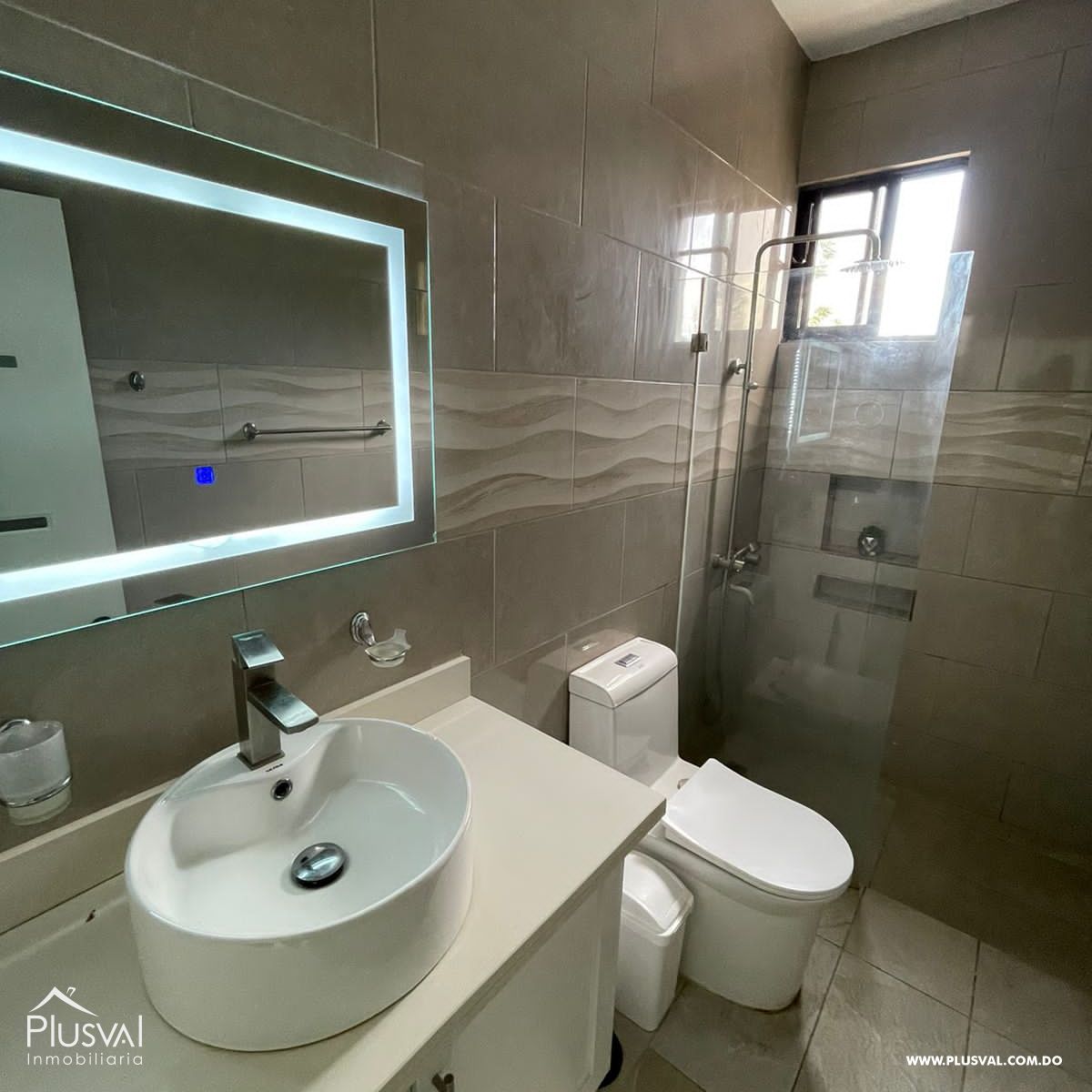 Amplio Apartamento en Alquiler en Cerro Alto, Santiago 399909