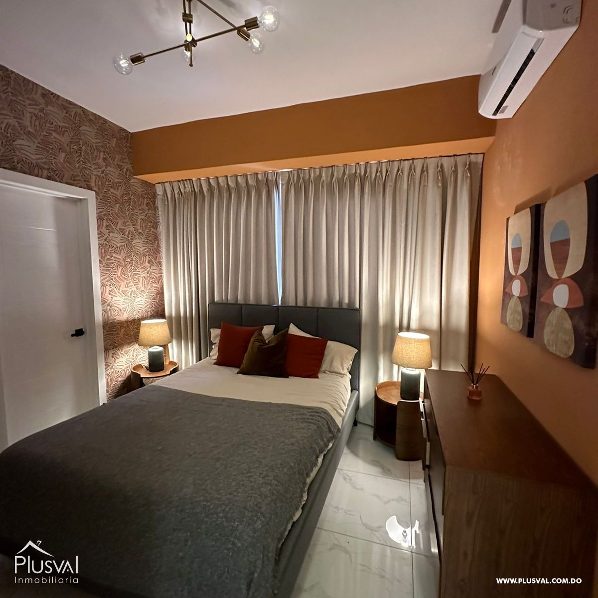 Apartamento de 2 habitaciones AMUEBLADO en alquiler en Evaristo Morales 272039