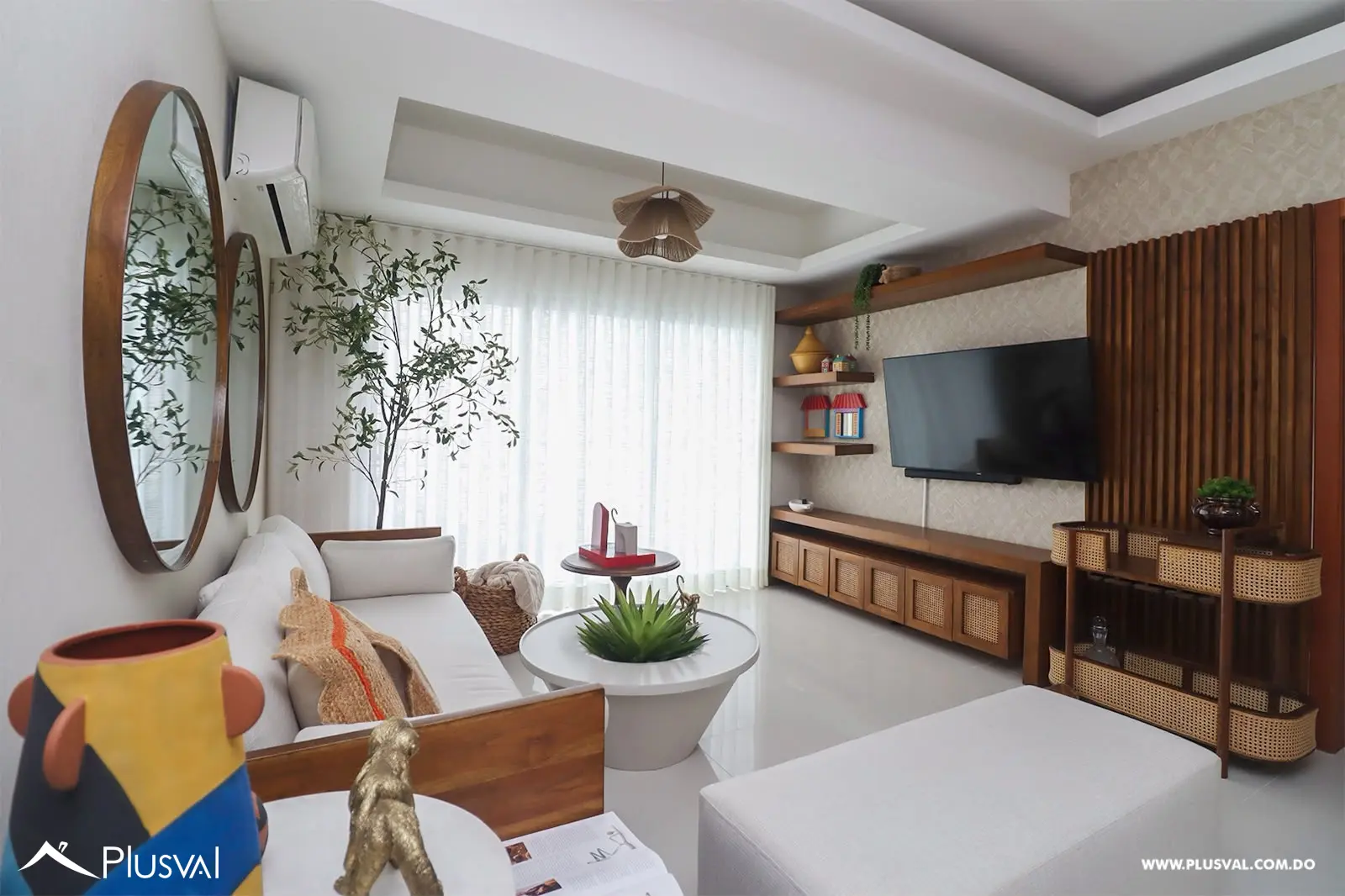 Venta de apartamento en moderna torre de Evaristo Morales 535869