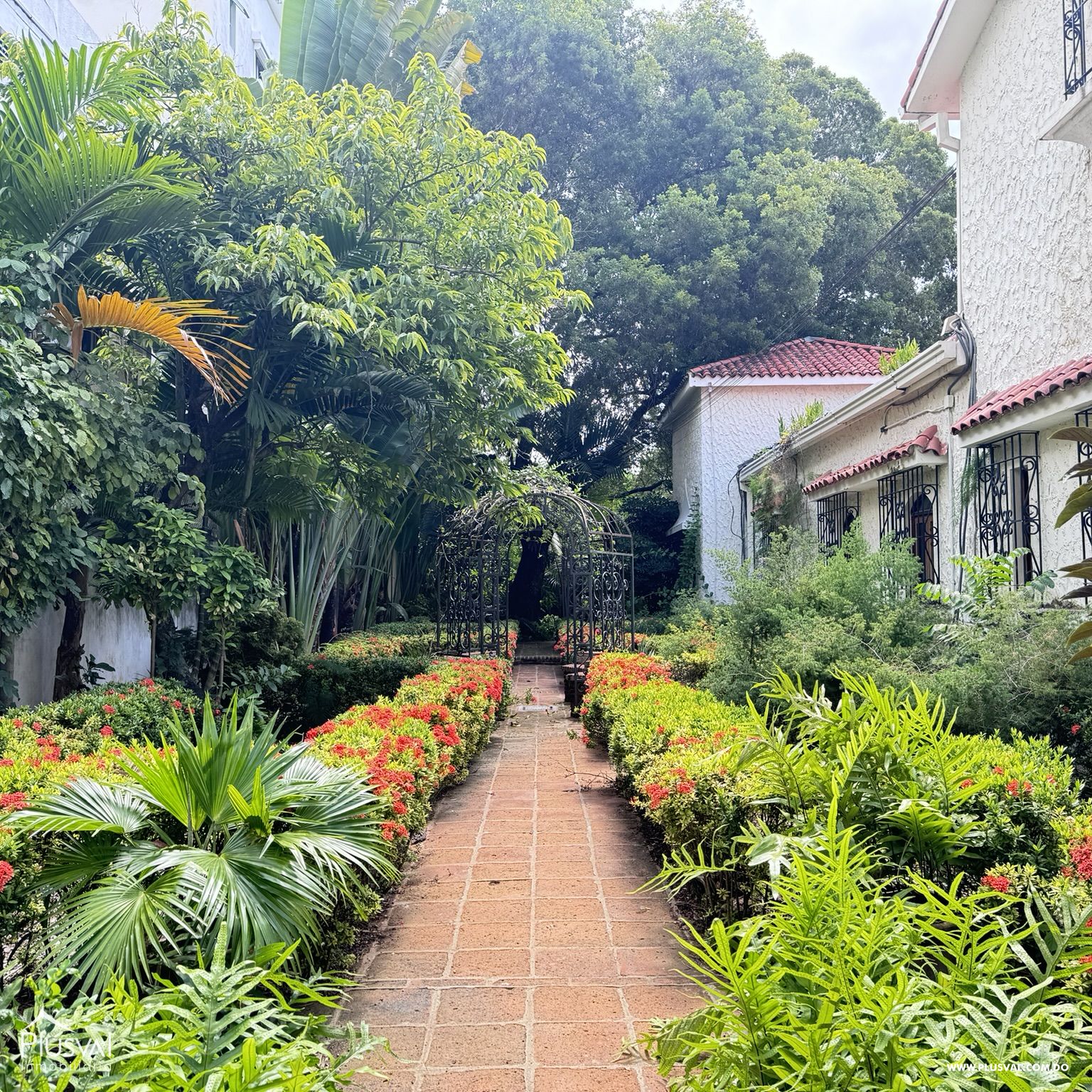 Casa En Gazcue ideal para uso Comercial o Oficina 362094