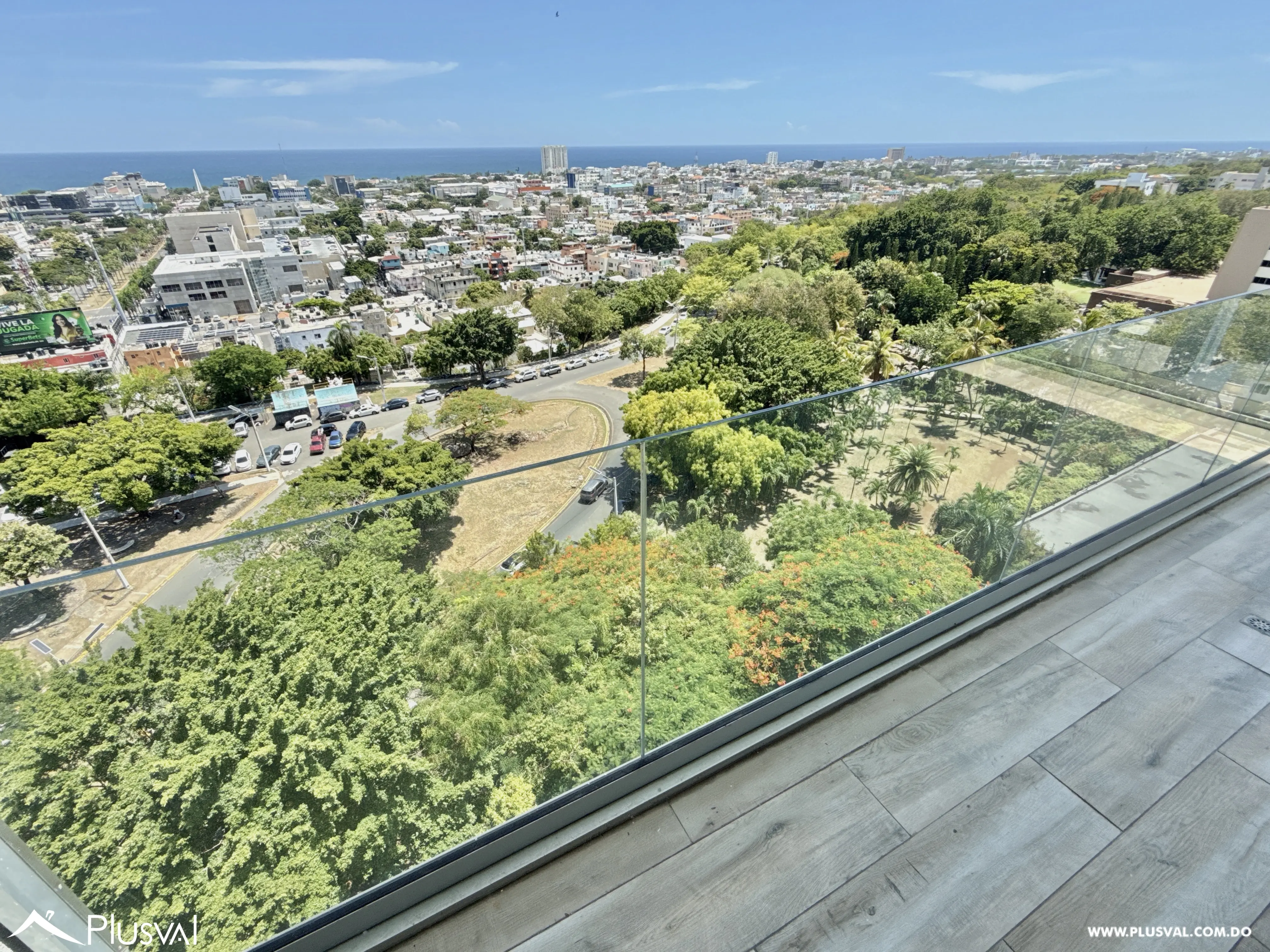 Apartamento Amueblado en Alquiler, Vista al Mar y el Parque en Bella Vista 523882