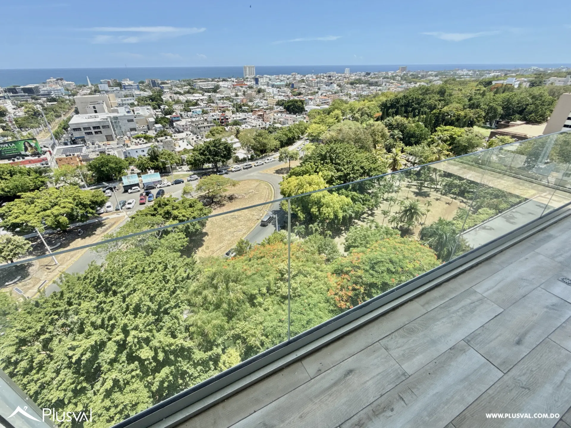 Apartamento Amueblado en Alquiler, Vista al Mar y el Parque en Bella Vista 523882