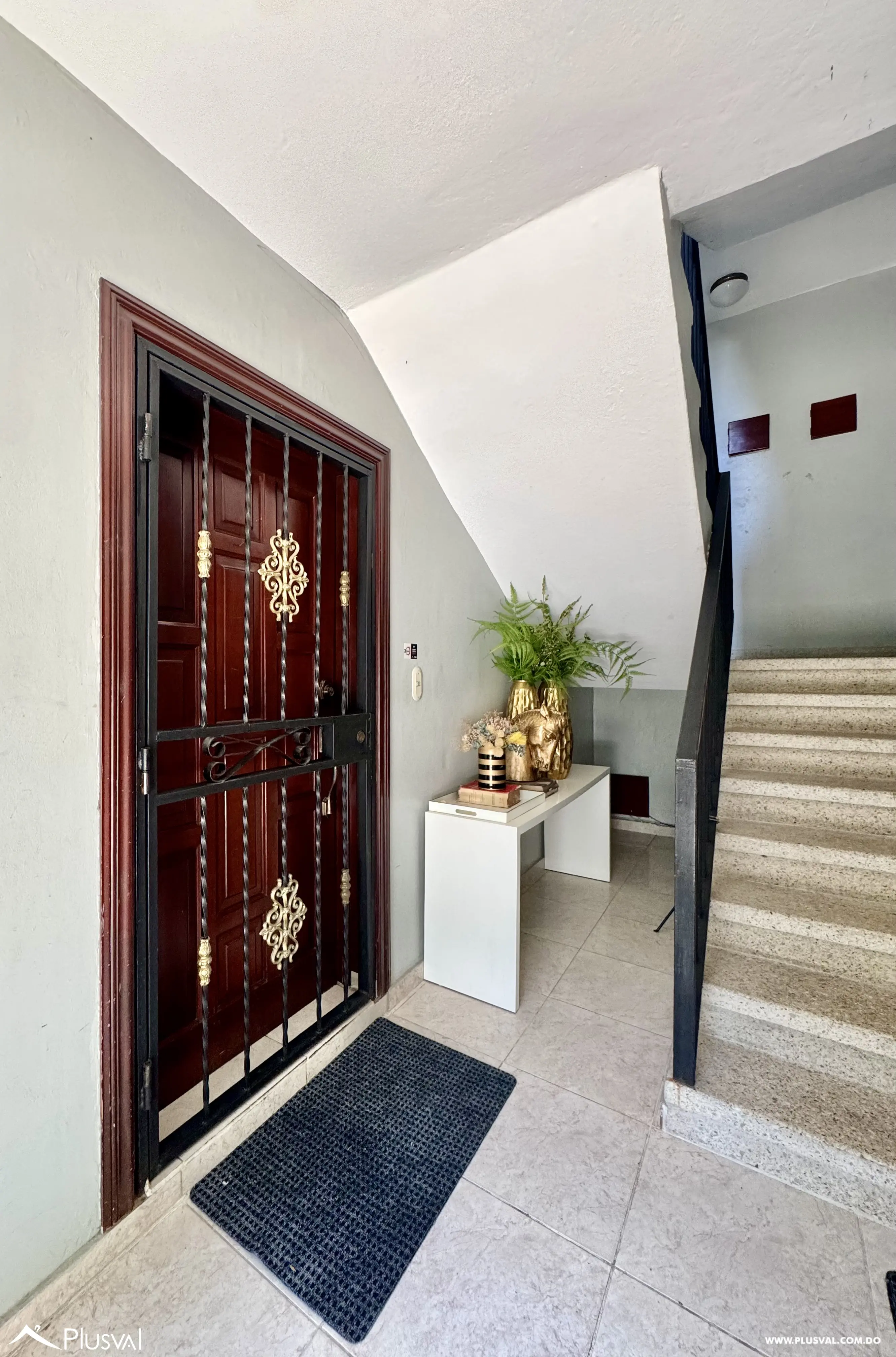 Alquilo Maravilloso Apto Remosado en Excelente Zona de Evaristo  Morales 503281