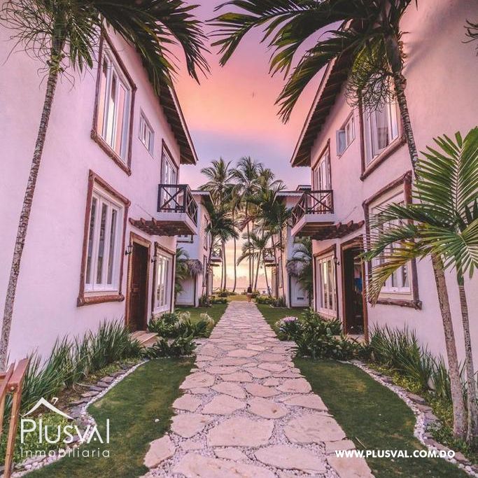 Villa en venta en 2da línea de playa, Las Terrenas 365898