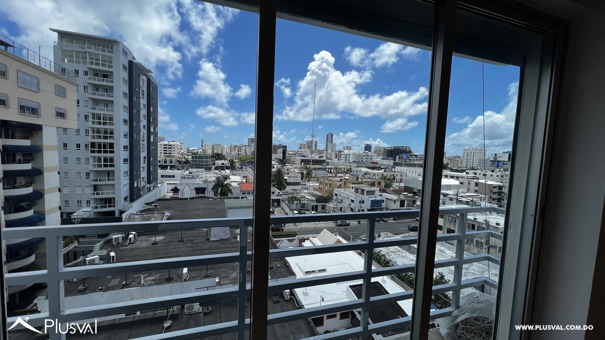 Moderno apartamento en venta, ubicado en Evaristo Morales 530279