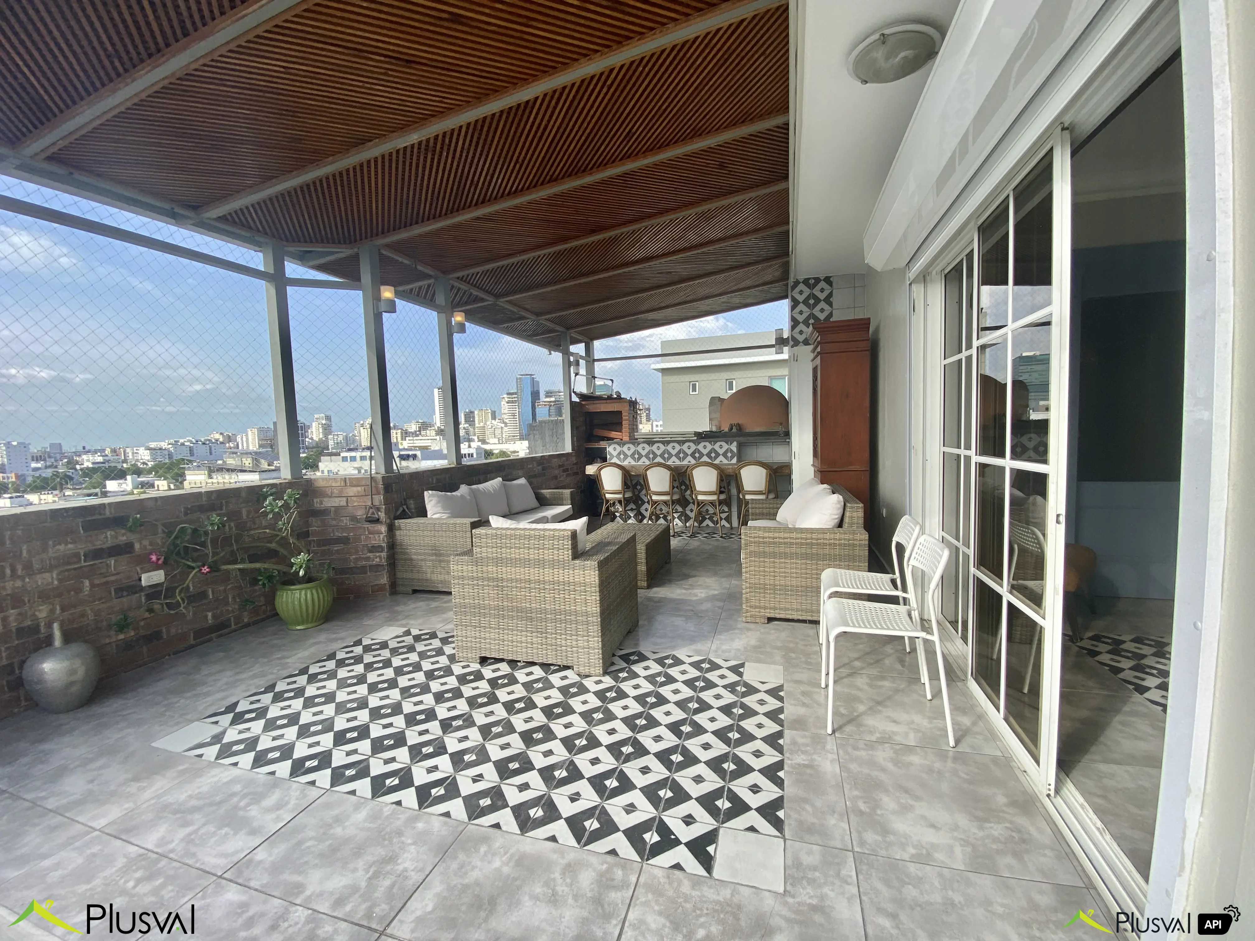 Vendo Excelente Apartamento Clásico en Evaristo Morales 450502