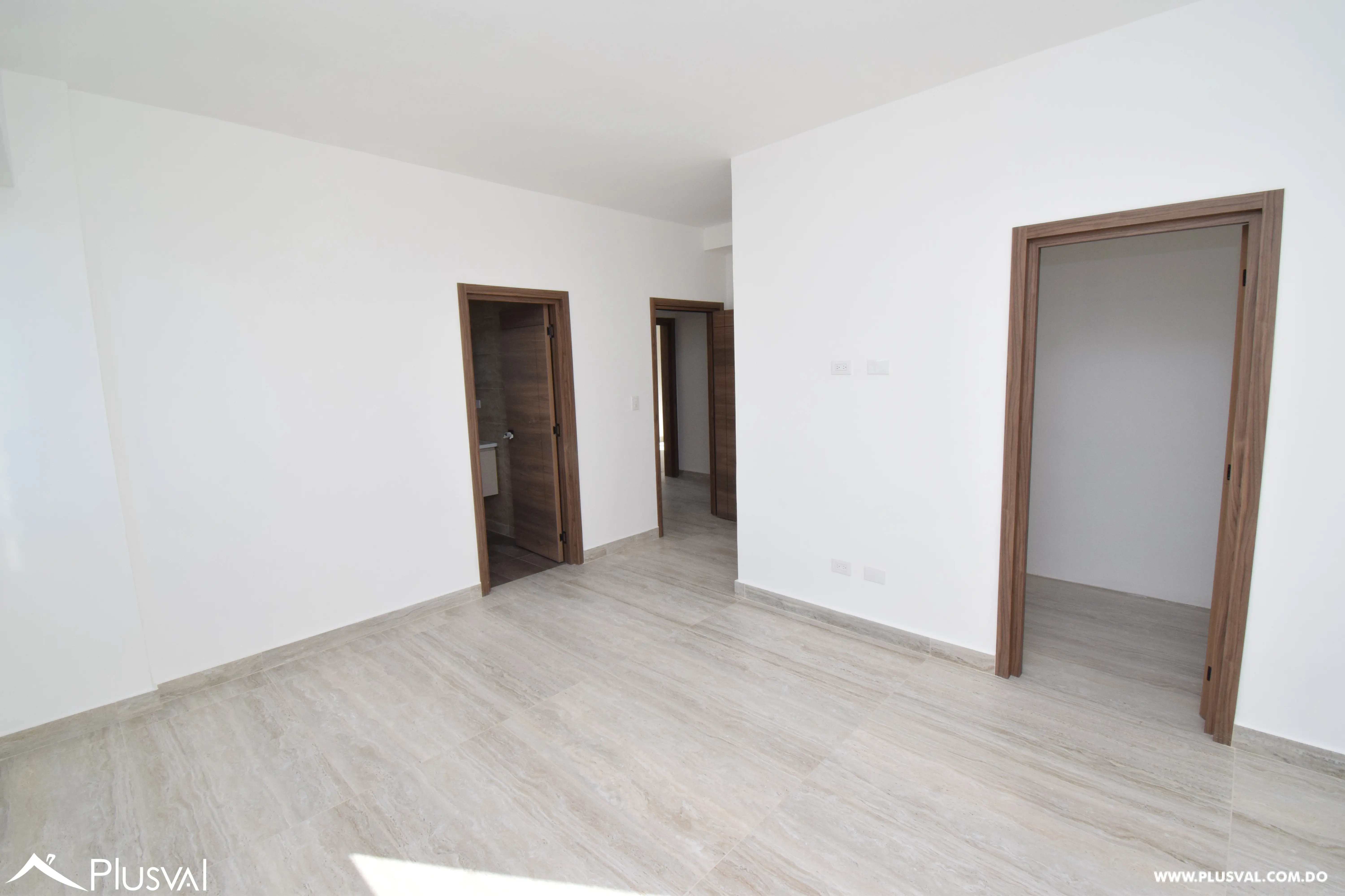 Apartamento en venta en el Evaristo Morales en espera a estrenar por ti. 472116