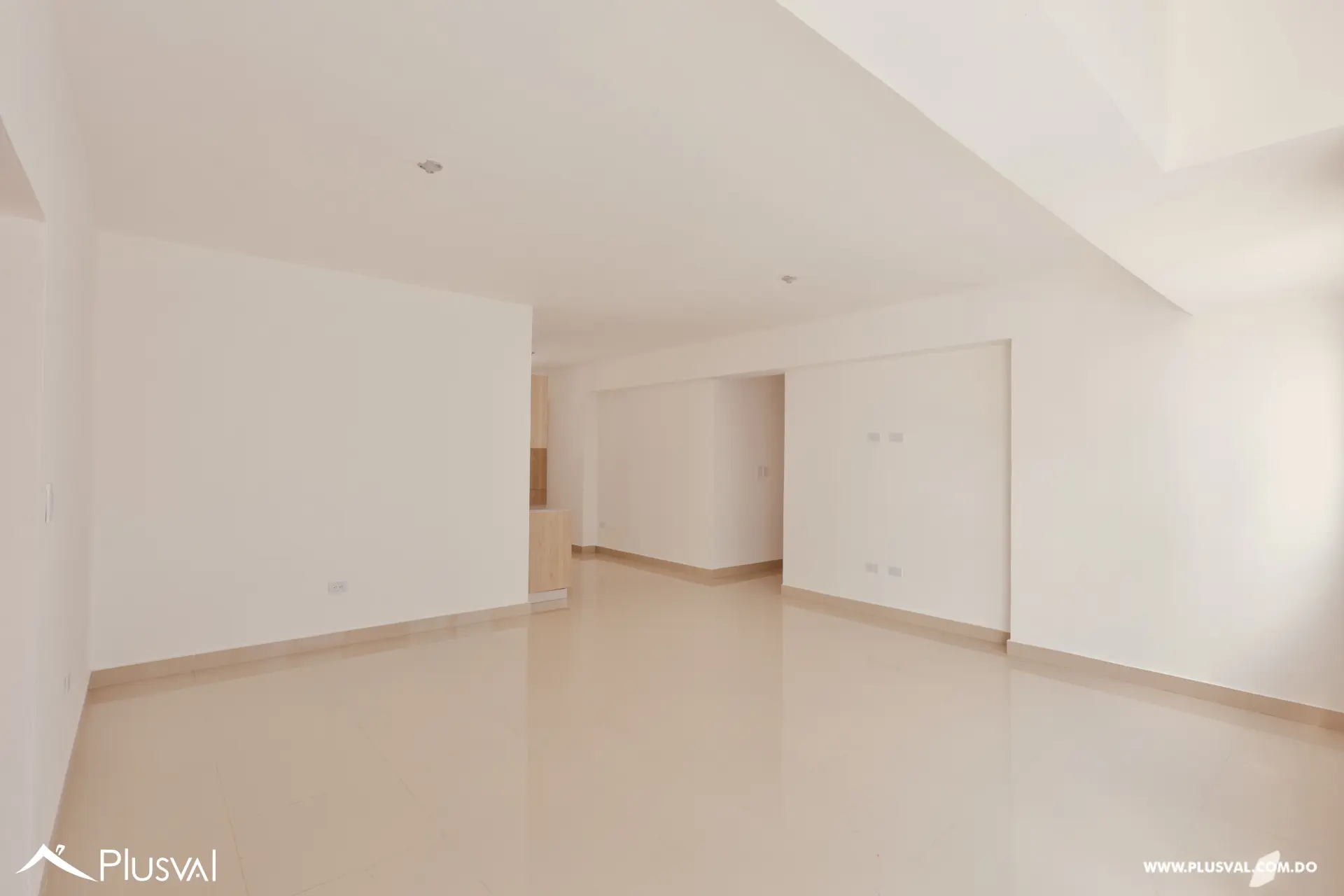 Descubre tu nuevo hogar en una exclusiva torre a pasos de la Av. Máximo Gómez. 471923