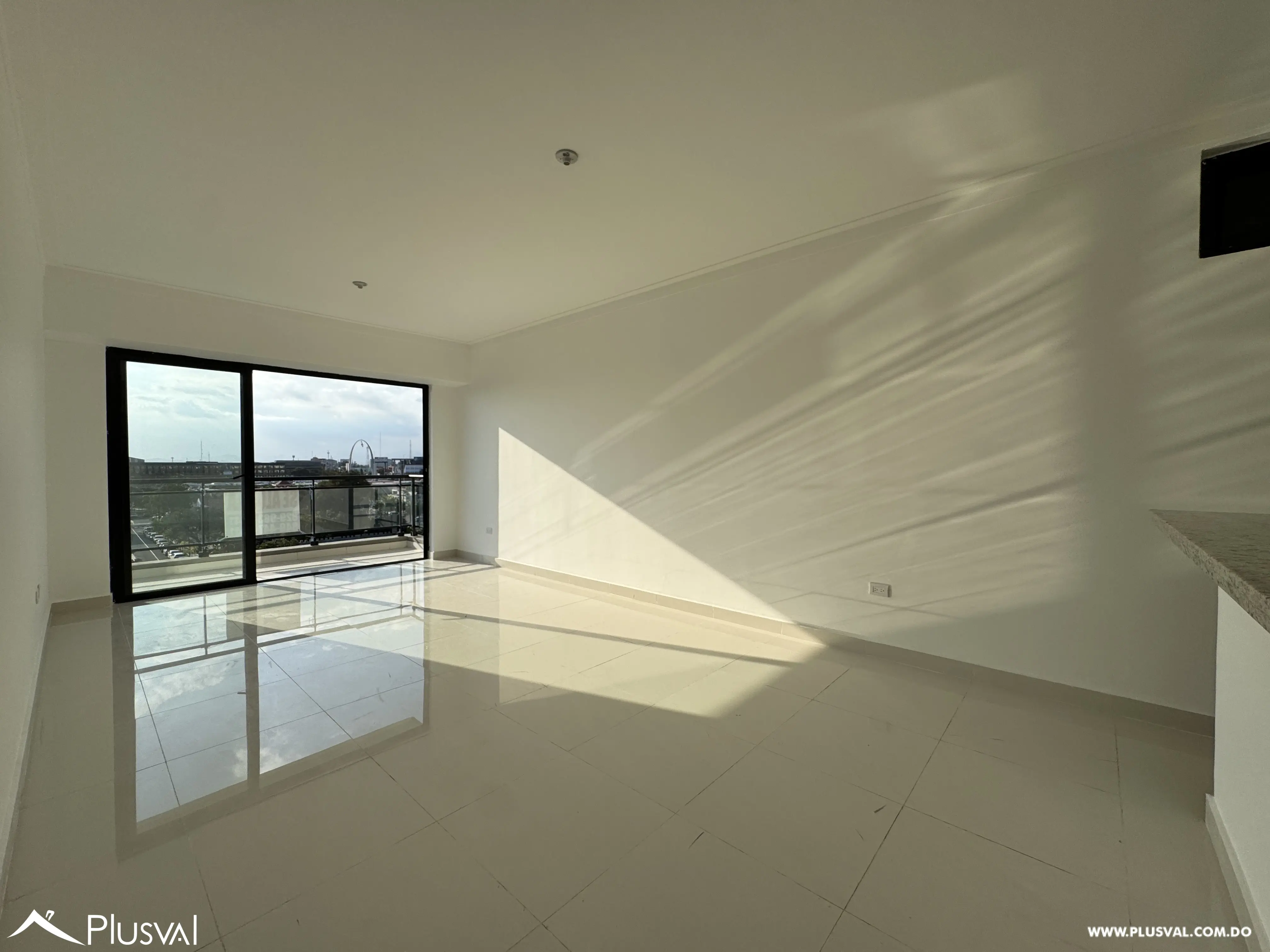 Apartamento en alquiler con 2 habitaciones y amenidades modernas cerca del Mirador Sur 493050