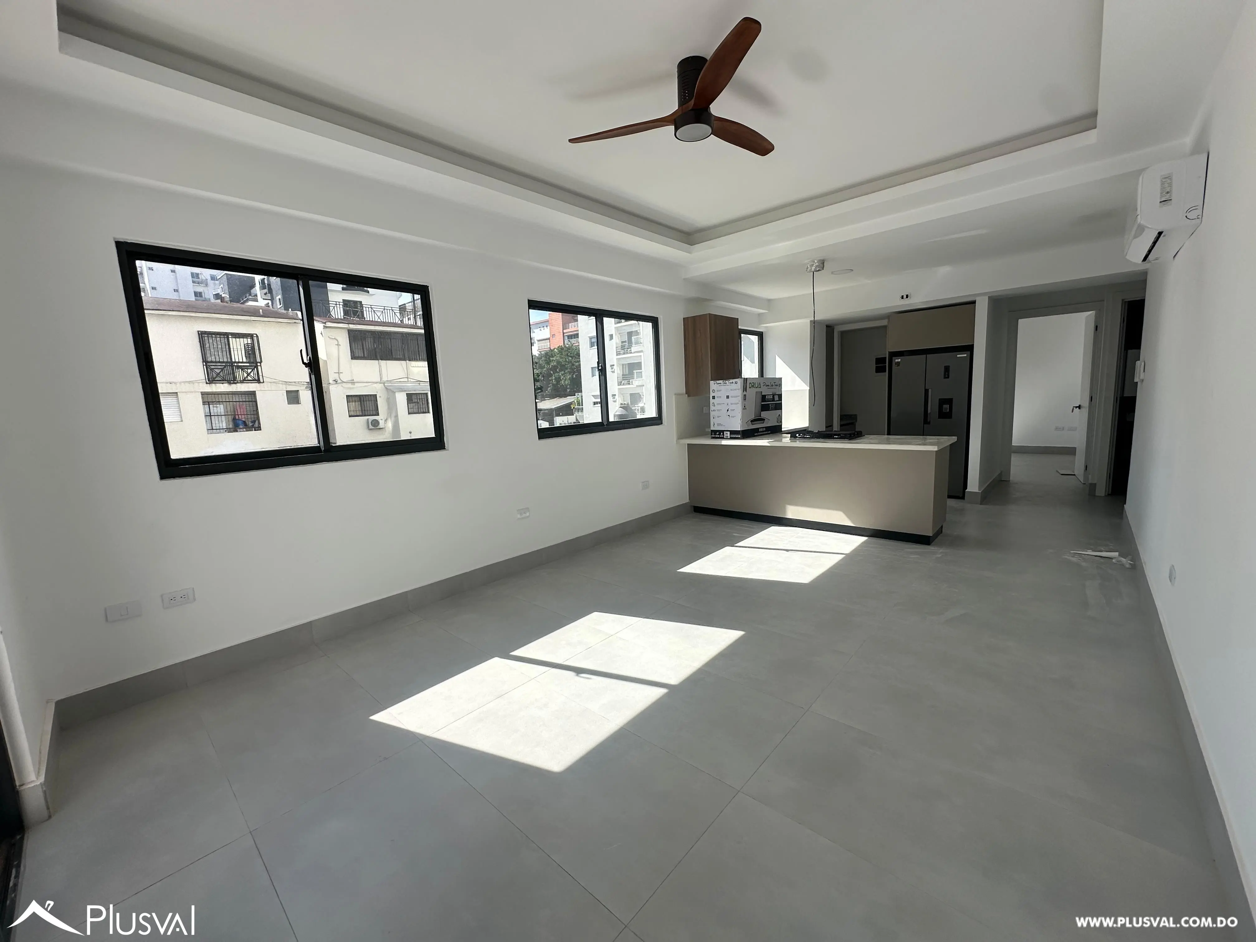 Apartamento de 1 habitación en alquiler en Evaristo Morales 484044