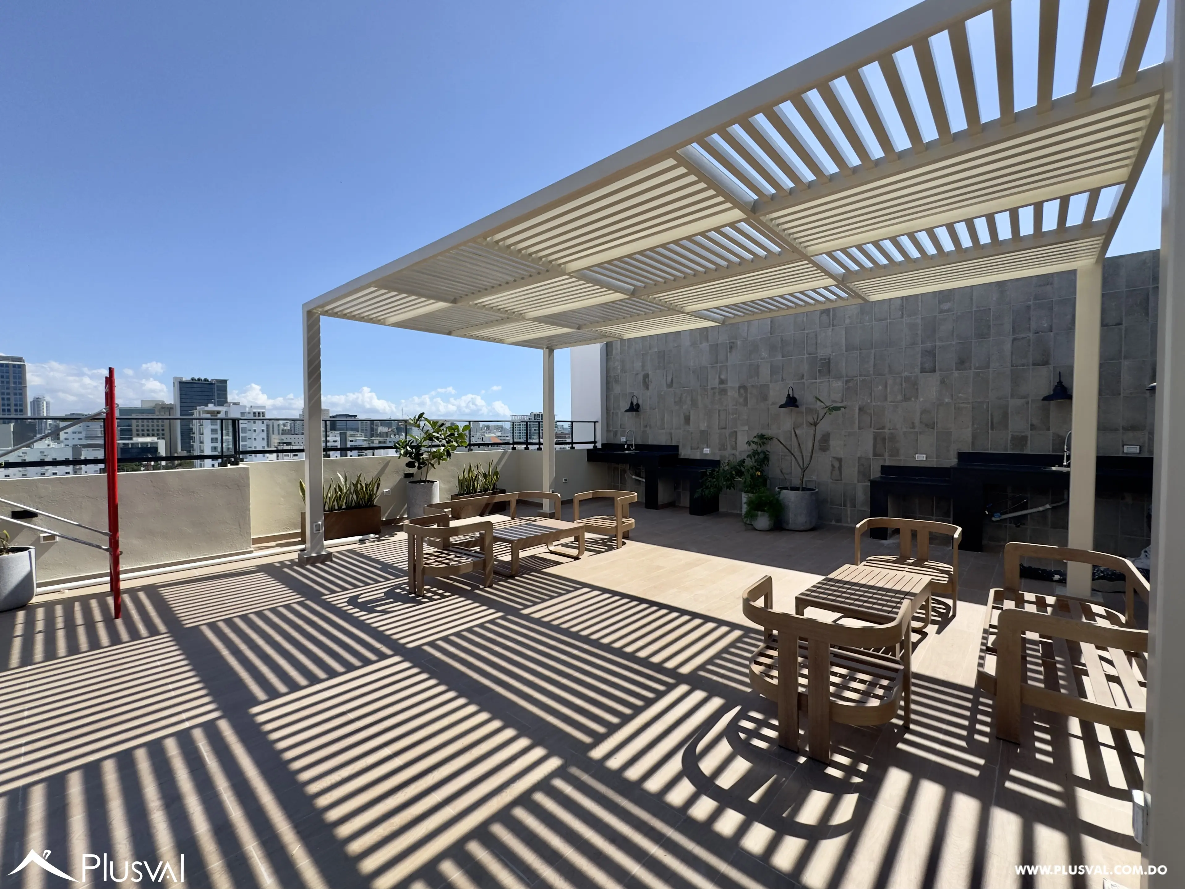 Alquilo apartamento de una habitacion en Evaristo Morales. 484200