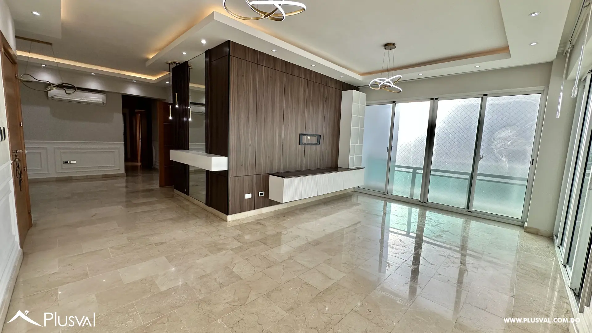 Apartamento en Alquiler en Naco 3 Habitaciones Cerca del Parque La Arboleda 517319