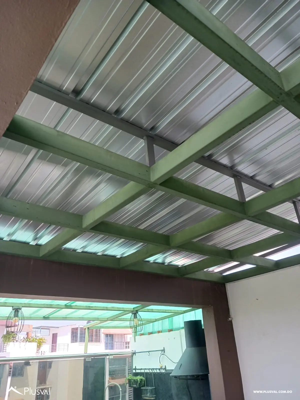 Alquilo aparta-estudio-con terraza techada 484318