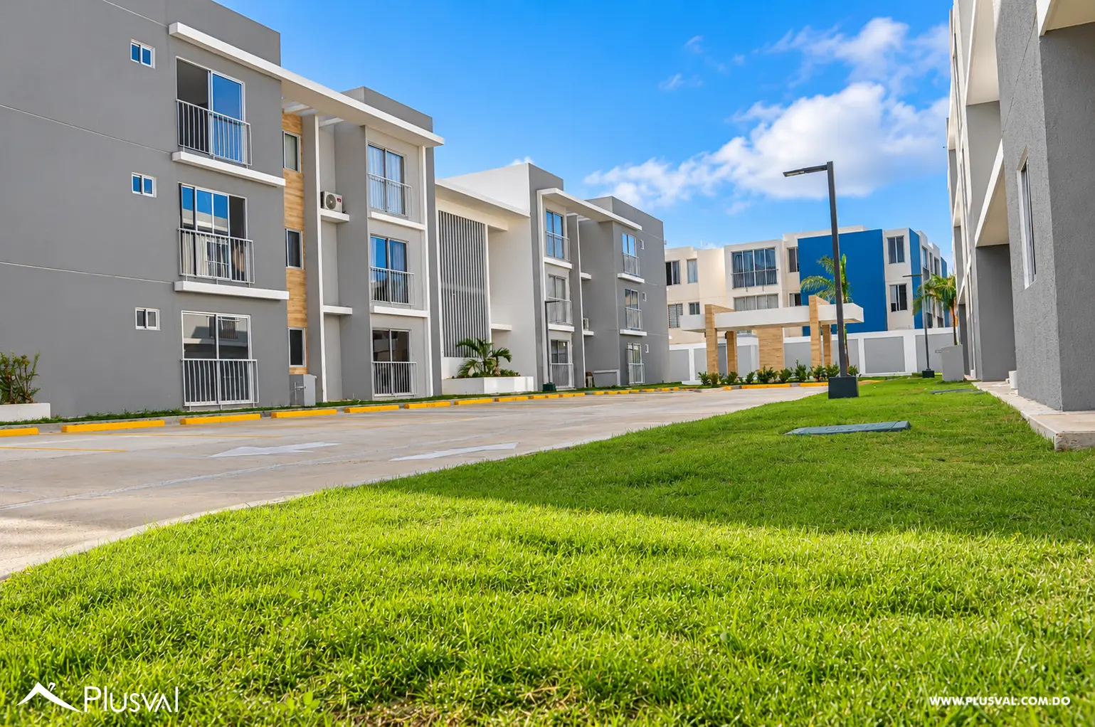 Se vende Apartamento en Pueblo Bavaro amueblado 526681