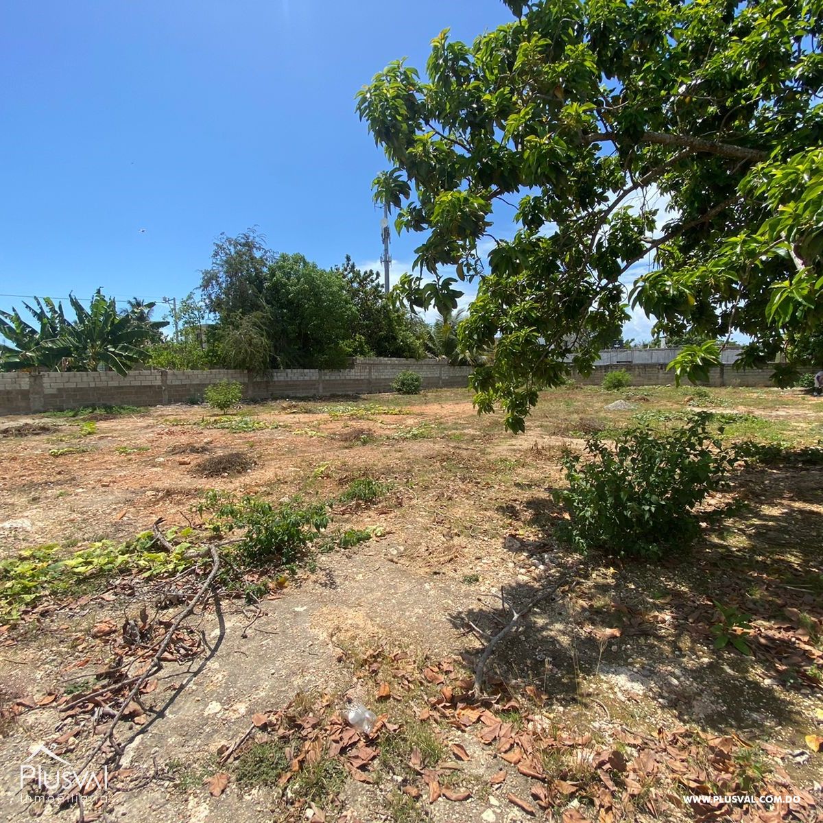 Se vende Solar en la autopista las Américas Santo Domingo Este 211671