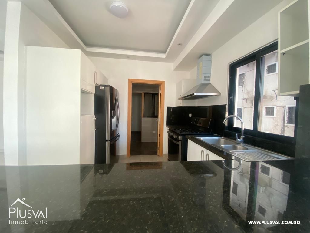 Moderno y Amplio Apartamento con Linea Blanca 263240
