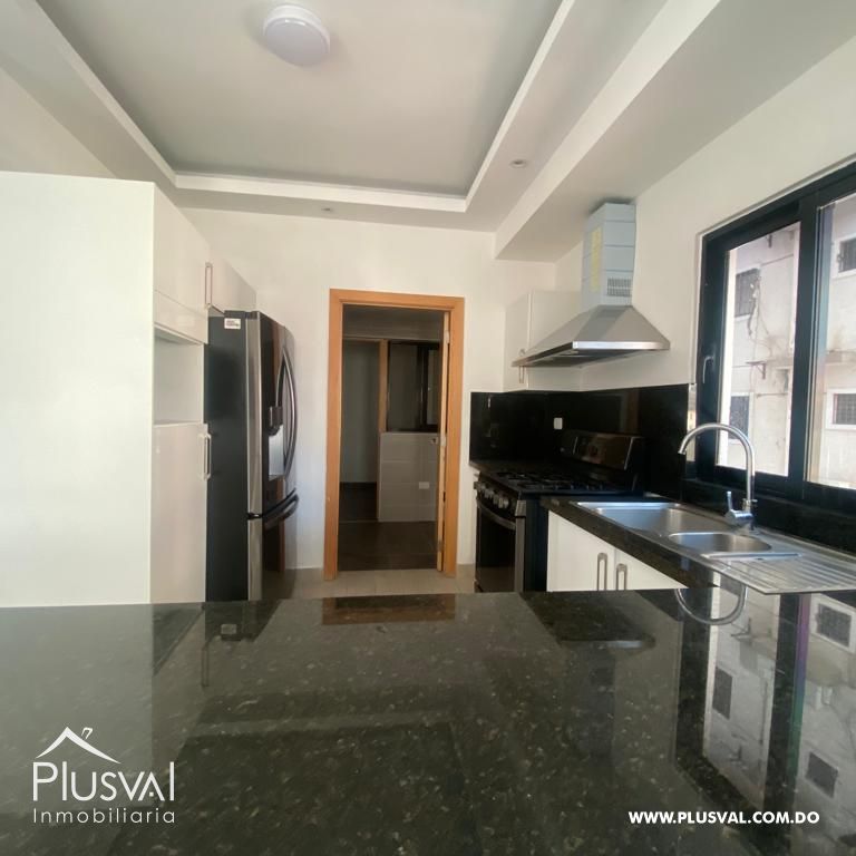 Moderno y Amplio Apartamento con Linea Blanca 263240